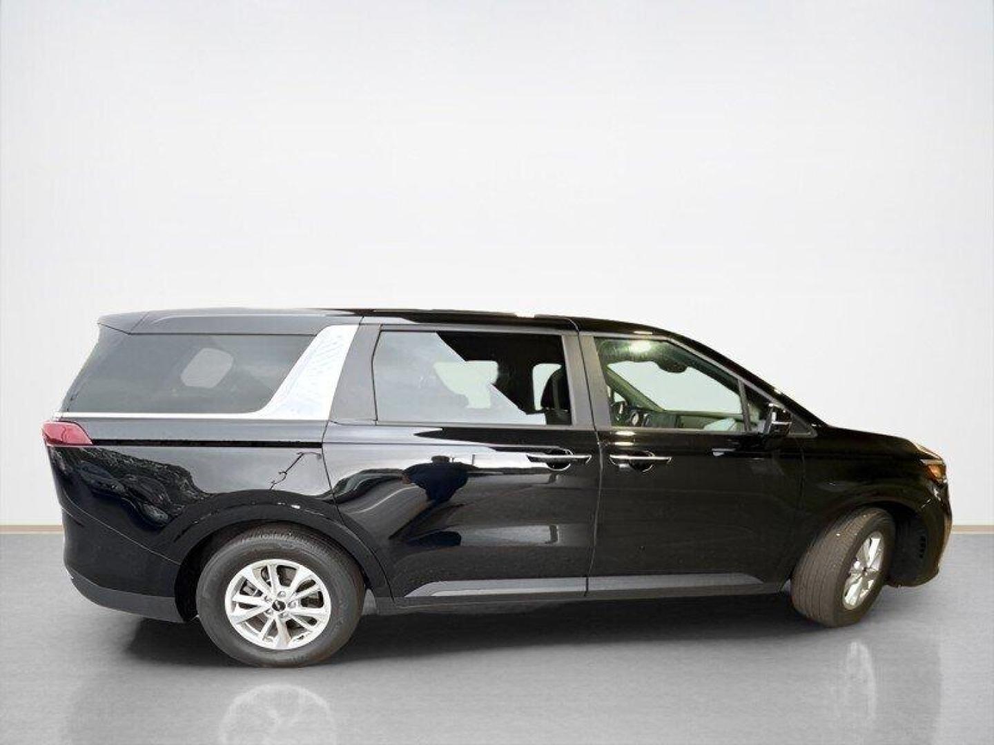 2024 Black Kia Carnival LX (KNDNB4H39R6) with an 3.5L V6 290hp 262ft. lbs. engine, Automatic transmission, located at 25355 Eames Street, Channahon, IL, 60410, (815) 467-1807, 41.429108, -88.228432 - Buckle up, buttercup, because the 2024 Kia Carnival LX is here to take you on a ride you won't forget! Powered by a ferocious 3.5L V6 engine churning out a whopping 290hp and 262ft. lbs. of torque, this beast is ready to conquer the roads with style and sass. Let's talk about the factory default fe - Photo#1