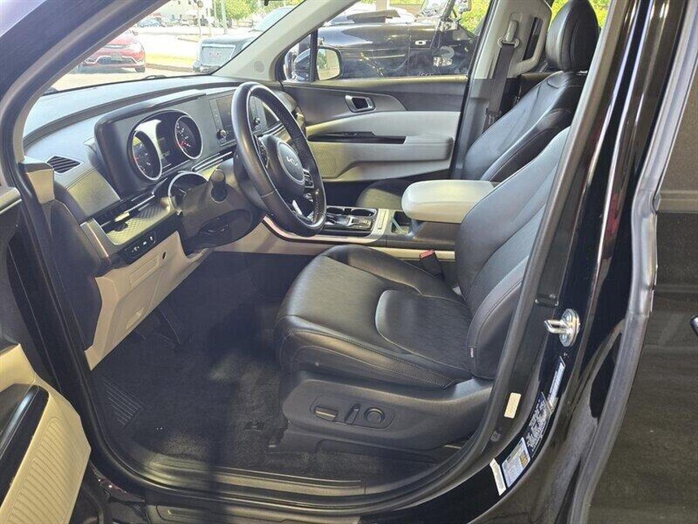 2024 Black Kia Carnival LX (KNDNB4H39R6) with an 3.5L V6 290hp 262ft. lbs. engine, Automatic transmission, located at 25355 Eames Street, Channahon, IL, 60410, (815) 467-1807, 41.429108, -88.228432 - Buckle up, buttercup, because the 2024 Kia Carnival LX is here to take you on a ride you won't forget! Powered by a ferocious 3.5L V6 engine churning out a whopping 290hp and 262ft. lbs. of torque, this beast is ready to conquer the roads with style and sass. Let's talk about the factory default fe - Photo#10