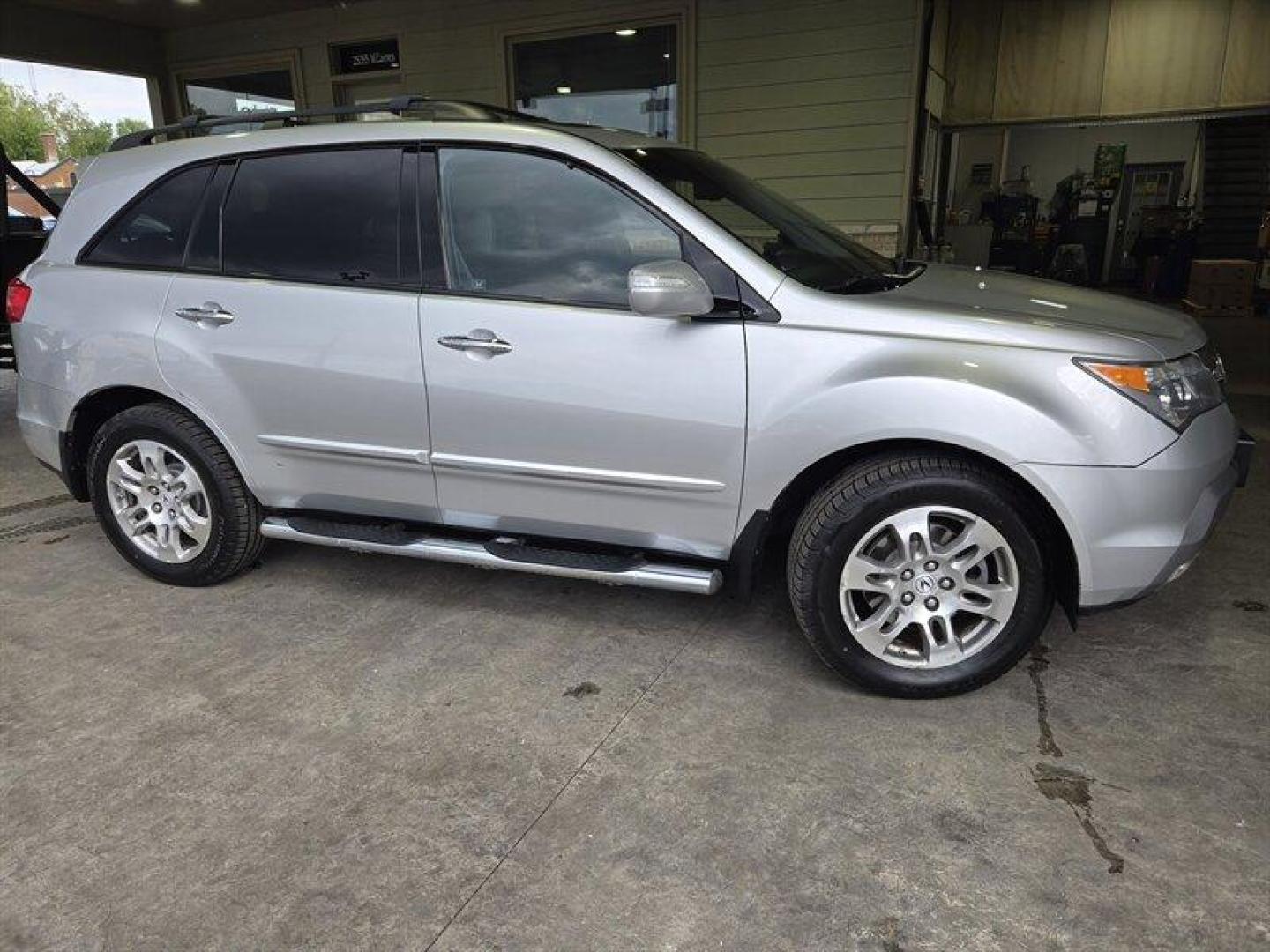 2008 Billet Silver Metallic Acura MDX Technology SH-AWD (2HNYD28658H) with an 3.7L V6 300hp 275ft. lbs. engine, Automatic transmission, located at 25355 Eames Street, Channahon, IL, 60410, (815) 467-1807, 41.429108, -88.228432 - Photo#1