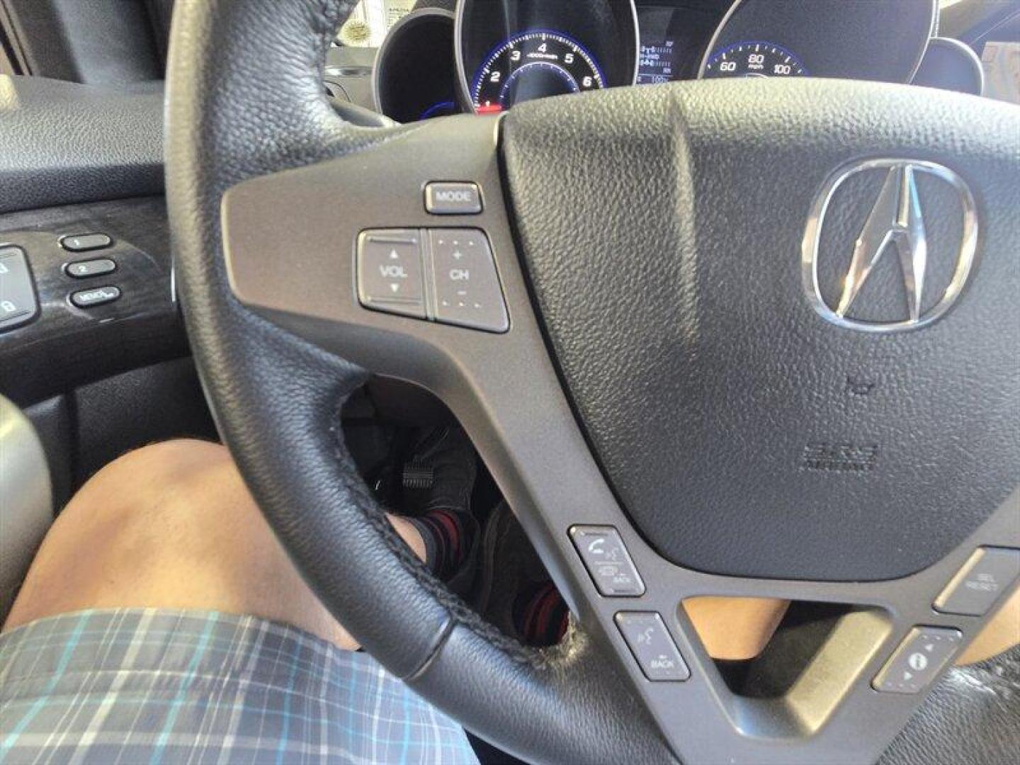 2008 Billet Silver Metallic Acura MDX Technology SH-AWD (2HNYD28658H) with an 3.7L V6 300hp 275ft. lbs. engine, Automatic transmission, located at 25355 Eames Street, Channahon, IL, 60410, (815) 467-1807, 41.429108, -88.228432 - Photo#25