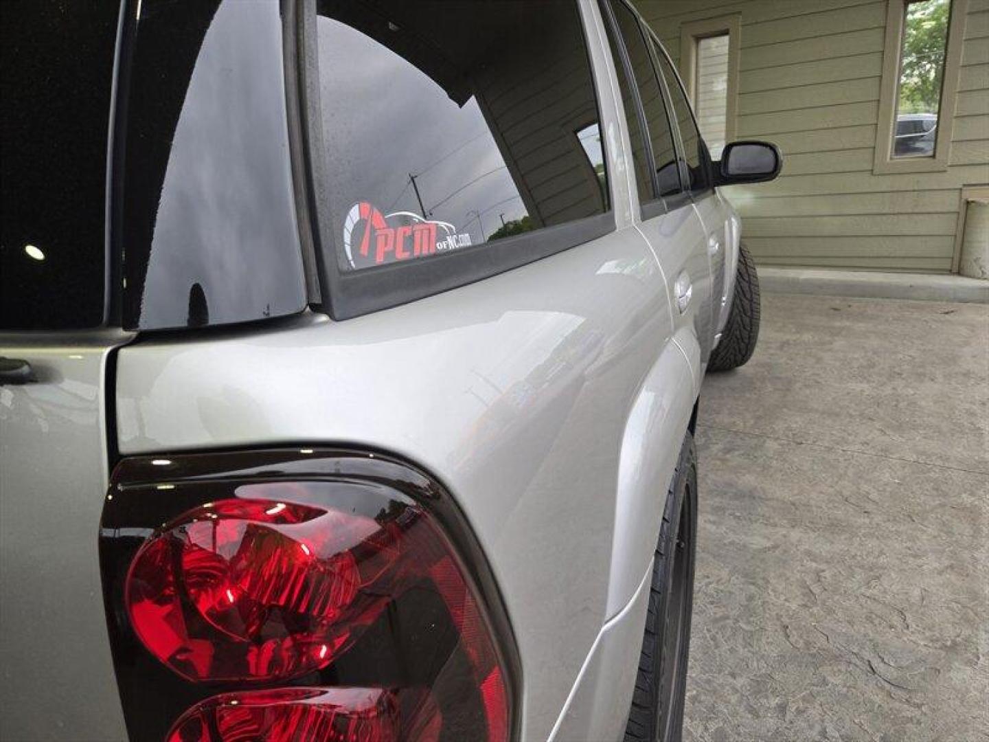 2006 Silver Chevrolet Trailblazer LT (1GNES13H462) with an 6.0L V8 OHV 16V FI Engine engine, Automatic transmission, located at 25355 Eames Street, Channahon, IL, 60410, (815) 467-1807, 41.429108, -88.228432 - ** SOUTHERN TRUCK NO RUST, HEADERS, EXHAUST, SUSPENSION MODS, CLEAN TRUCK.** This 2006 Chevrolet Trailblazer SS in Silver with a Black interior is a standout SUV with a mileage of below 137,000 miles, averaging less than 7,000 miles per year. This vehicle is in excellent overall condition. The facto - Photo#10
