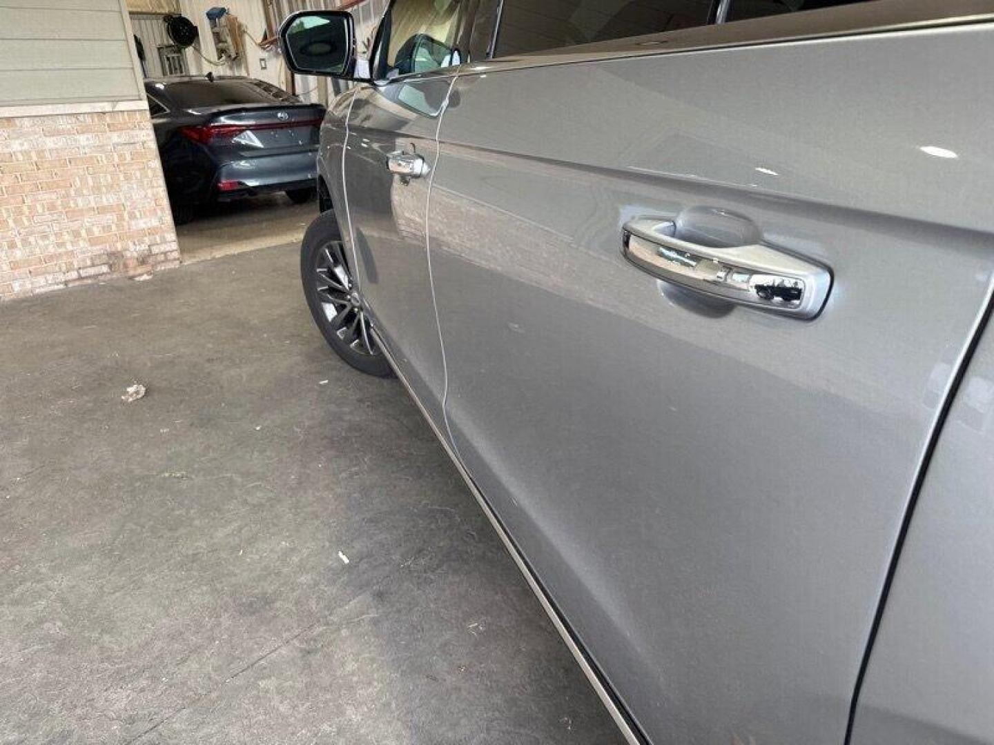 2020 Iconic Silver Ford Expedition MAX Limited (1FMJK2AT7LE) with an EcoBoost 3.5L Twin Turbo V6 375hp 470ft. lbs. engine, Automatic transmission, located at 25355 Eames Street, Channahon, IL, 60410, (815) 467-1807, 41.429108, -88.228432 - Behold the 2020 Ford Expedition MAX Limited, a beast on wheels ready to conquer the concrete jungle! Powered by an EcoBoost 3.5L Twin Turbo V6 engine, this bad boy churns out 375hp and 470ft. lbs. of torque - it's like having a rocket strapped to your SUV! Step inside this luxurious beast and you'l - Photo#9