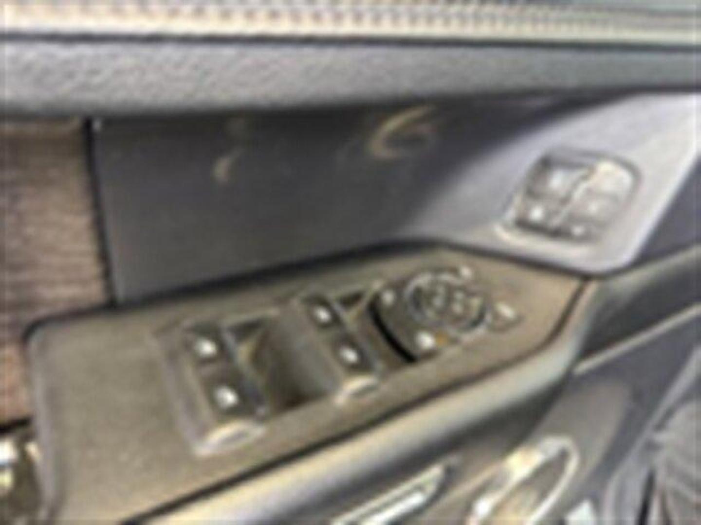 2020 Iconic Silver Ford Expedition MAX Limited (1FMJK2AT7LE) with an EcoBoost 3.5L Twin Turbo V6 375hp 470ft. lbs. engine, Automatic transmission, located at 25355 Eames Street, Channahon, IL, 60410, (815) 467-1807, 41.429108, -88.228432 - Behold the 2020 Ford Expedition MAX Limited, a beast on wheels ready to conquer the concrete jungle! Powered by an EcoBoost 3.5L Twin Turbo V6 engine, this bad boy churns out 375hp and 470ft. lbs. of torque - it's like having a rocket strapped to your SUV! Step inside this luxurious beast and you'l - Photo#15