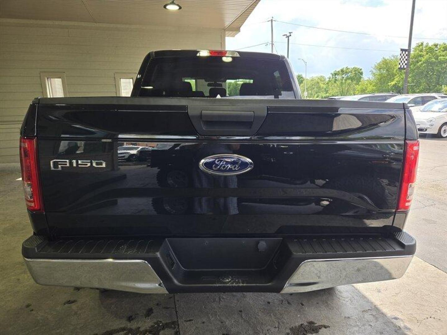 2015 Tuxedo Black Metallic/Magnetic Metallic Ford F-150 XLT (1FTEW1EP0FF) with an EcoBoost 2.7L Twin Turbo V6 325hp 375ft. lbs. engine, Automatic transmission, located at 25355 Eames Street, Channahon, IL, 60410, (815) 467-1807, 41.429108, -88.228432 - This 2015 Ford F-150 XLT comes equipped with a powerful EcoBoost 2.7L Twin Turbo V6 engine that delivers 325hp and 375ft. lbs. of torque. The exterior is finished in a sleek Tuxedo Black Metallic color, complemented by a comfortable Medium Earth Gray interior. As a factory default, this truck boas - Photo#5