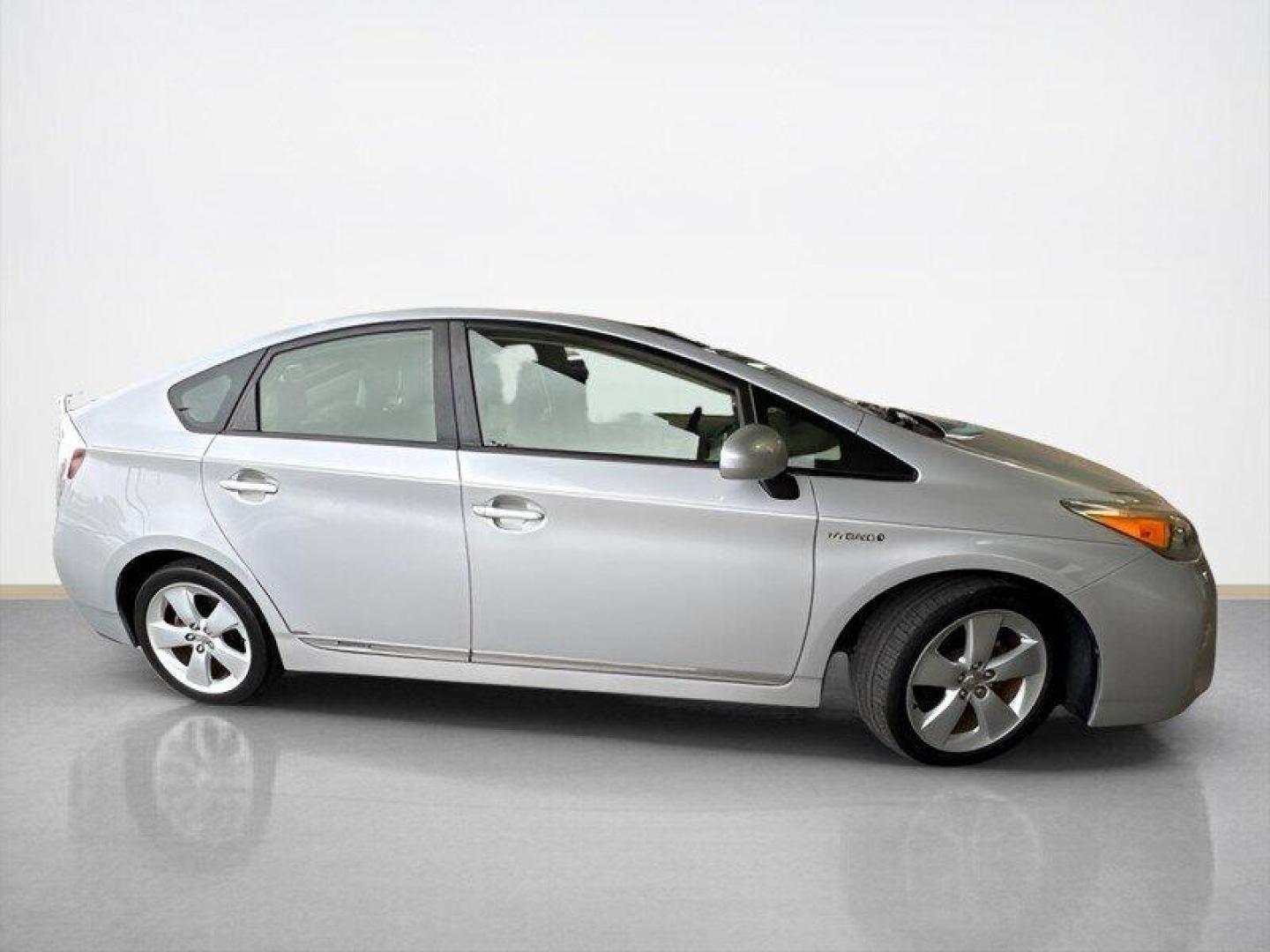 2015 Classic Silver Metallic Toyota Prius One (JTDKN3DU8F0) with an 1.8L Hybrid I4 98hp 105ft. lbs. engine, Automatic transmission, located at 25355 Eames Street, Channahon, IL, 60410, (815) 467-1807, 41.429108, -88.228432 - Introducing the sleek and eco-friendly 2015 Toyota Prius One in Classic Silver Metallic with a stylish Dark Gray interior! This reliable hybrid is powered by a 1.8L Hybrid I4 engine, delivering 98hp and 105ft. lbs. of torque for a smooth and efficient ride. With less than 69,000 miles on the odomete - Photo#1