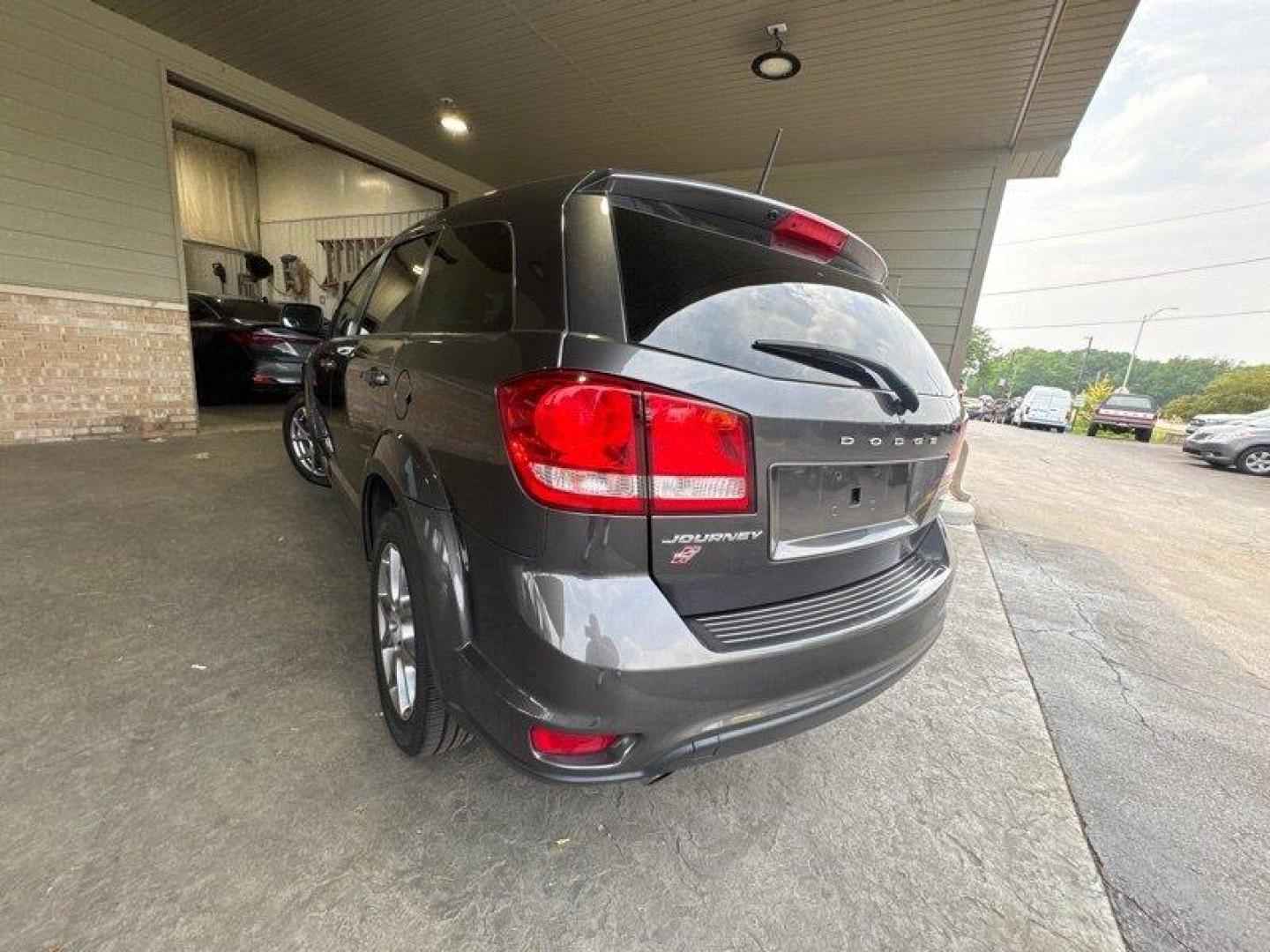 2019 Granite Pearl Coat Dodge Journey GT (3C4PDDEG2KT) with an Pentastar 3.6L V6 283hp 260ft. lbs. engine, Automatic transmission, located at 25355 Eames Street, Channahon, IL, 60410, (815) 467-1807, 41.429108, -88.228432 - Introducing the remarkable 2019 Dodge Journey GT, a true masterpiece of engineering and design. Beneath its sleek Granite Pearl Coat exterior lies a powerhouse of a Pentastar 3.6L V6 engine, delivering a breathtaking 283hp and 260ft. lbs. of torque. This exceptional vehicle is not only a sight to be - Photo#5