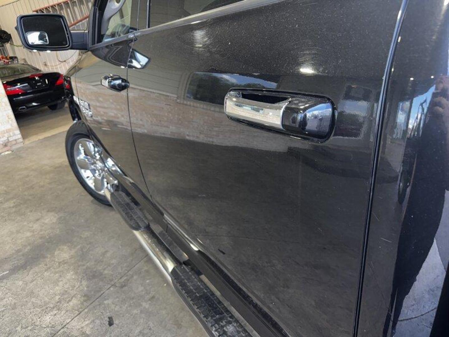 2018 Brilliant Black Crystal Pearl Coat RAM 1500 Big Horn (3C6RR7LT1JG) with an HEMI 5.7L V8 395hp 410ft. lbs. engine, Automatic transmission, located at 25355 Eames Street, Channahon, IL, 60410, (815) 467-1807, 41.429108, -88.228432 - Introducing the 2018 RAM 1500 SLT, a powerhouse of a truck that combines rugged capability with refined comfort. Under the hood, this beast is propelled by a HEMI 5.7L V8 engine, delivering an impressive 395 horsepower and 410 lb-ft of torque. Whether you're towing heavy loads or tackling tough terr - Photo#9