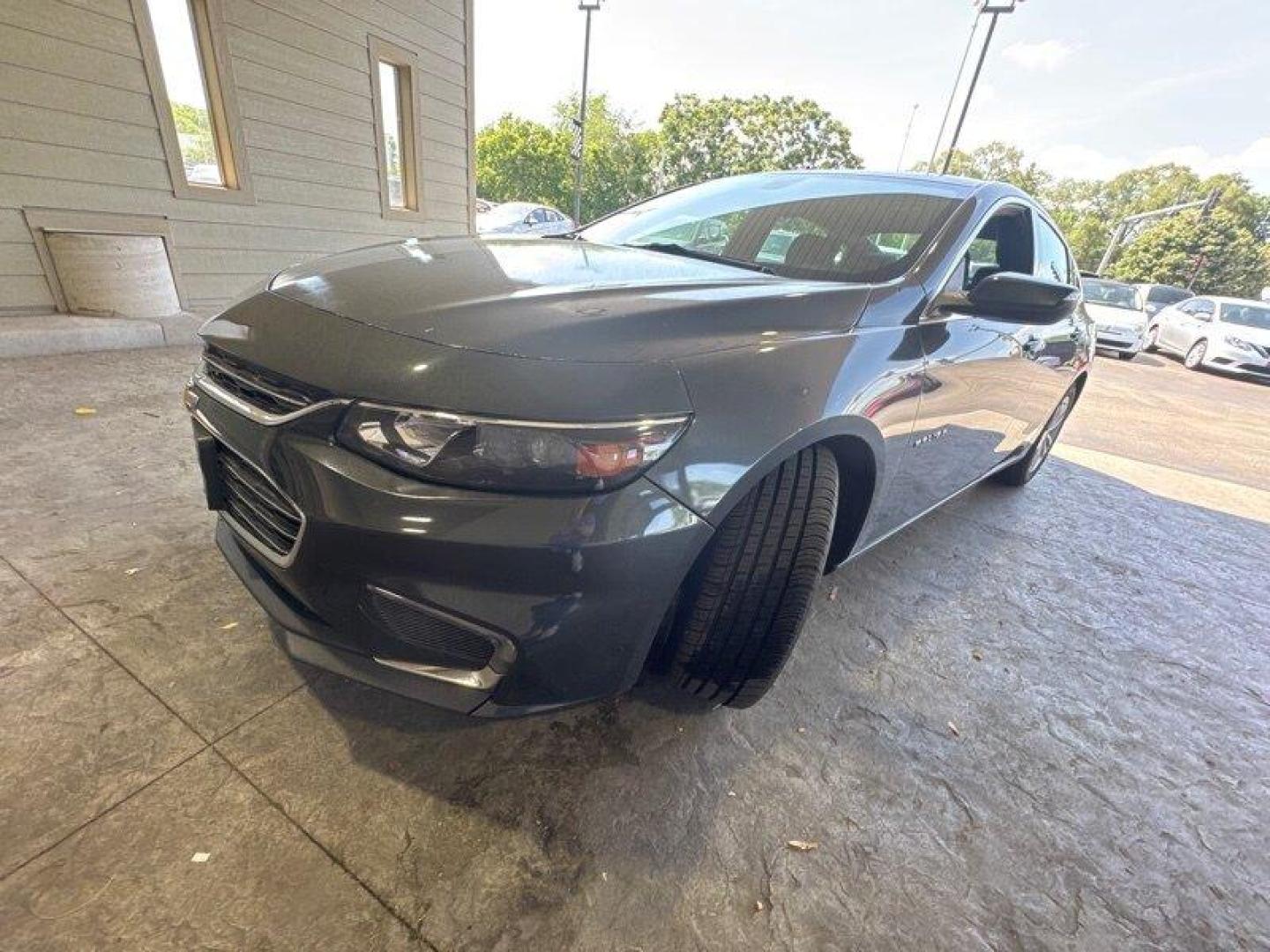 2017 Nightfall Gray Metallic Chevrolet Malibu LT 1LT (1G1ZE5ST0HF) with an Ecotec 1.5L Turbo I4 160hp 184ft. lbs. engine, Automatic transmission, located at 25355 Eames Street, Channahon, IL, 60410, (815) 467-1807, 41.429108, -88.228432 - Introducing the stylish and efficient 2017 Chevrolet Malibu LT in the captivating Nightfall Gray Metallic exterior paired with a sleek Jet Black interior! This beauty is powered by a robust Ecotec 1.5L Turbo I4 engine delivering a peppy 160hp and 184ft. lbs. of torque. With under 71,000 miles on the - Photo#7