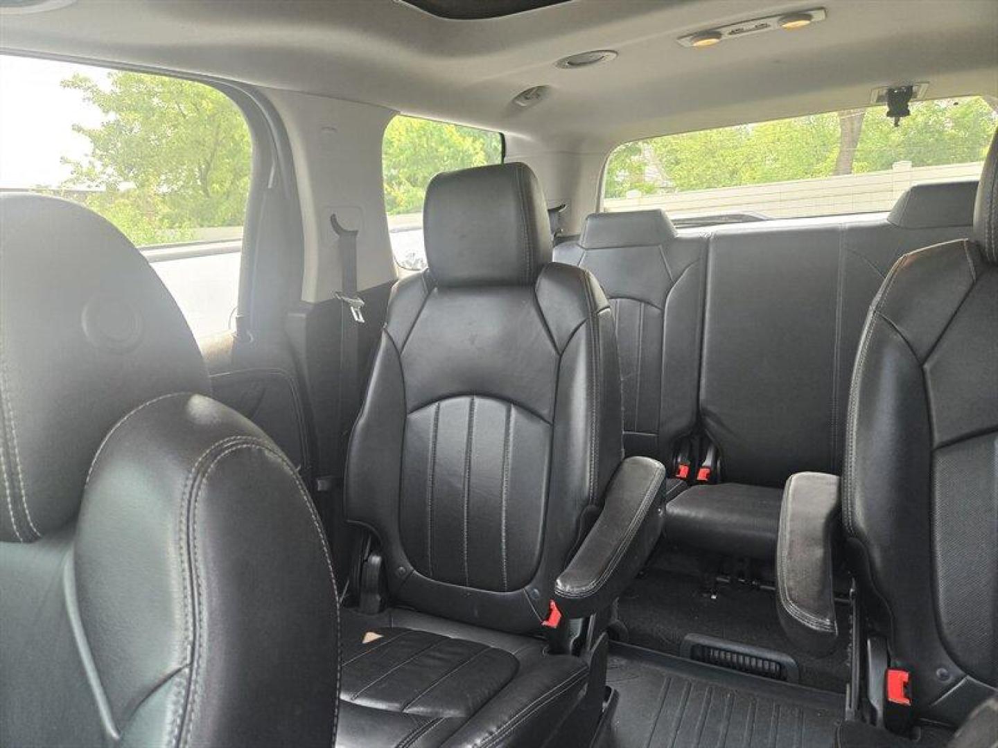 2016 Quicksilver Metallic GMC Acadia Denali (1GKKVTKD0GJ) with an 3.6L V6 288hp 270ft. lbs. engine, Automatic transmission, located at 25355 Eames Street, Channahon, IL, 60410, (815) 467-1807, 41.429108, -88.228432 - ** LOCAL TRADE IN, WHOLESALE SPECIAL, PRICED BELOW MARKET VALUE, HAS SERVICE REAR DETECTION LIGHT ON SOLD AS IS AS SHOWN WE ARE NOT INSPECTING. ** - Photo#7