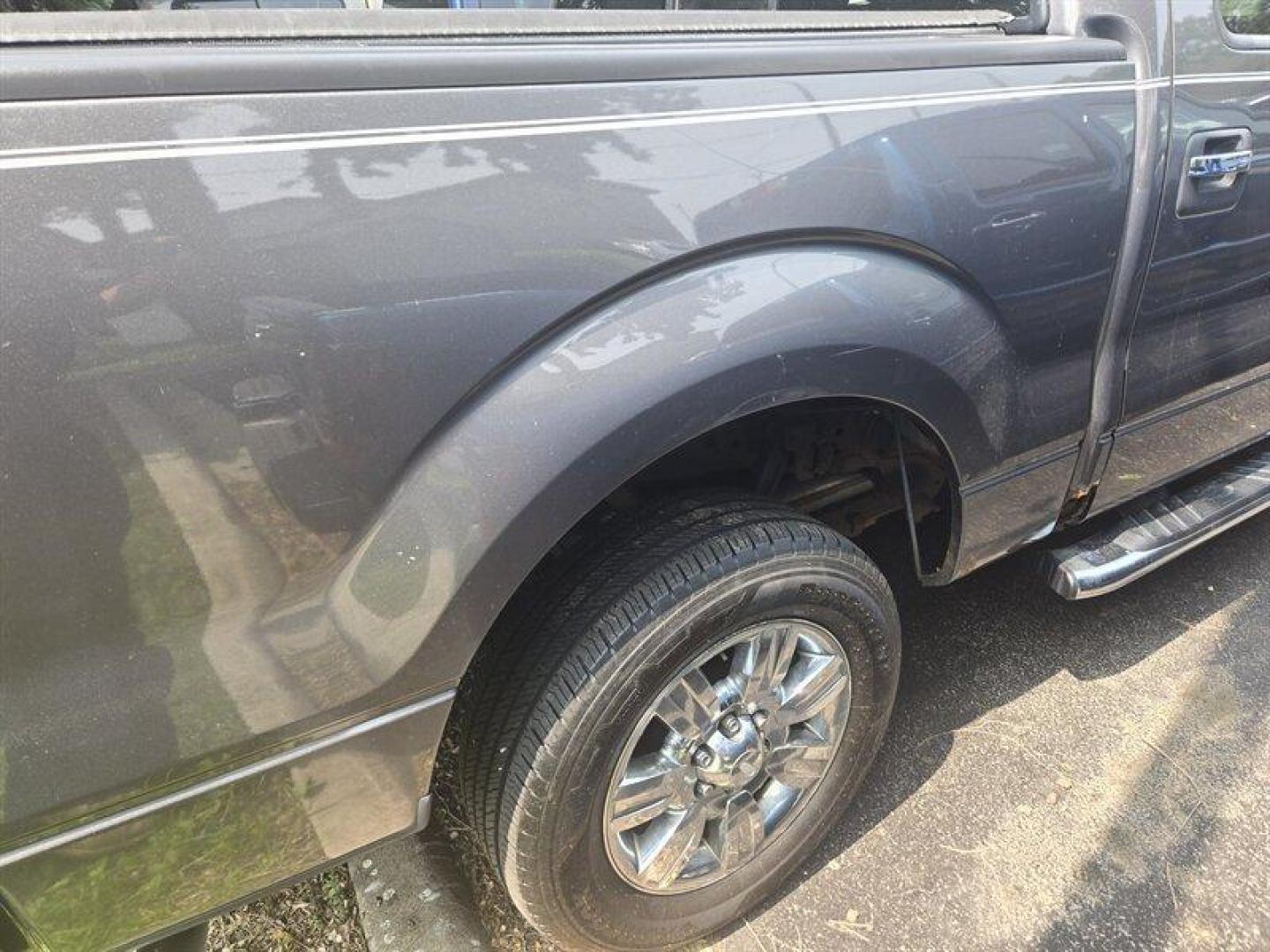 2011 Sterling Grey Metallic Ford F-150 XLT (1FTEW1CM6BF) with an 3.7L Flex Fuel V6 302hp 278ft. lbs. engine, Automatic transmission, located at 25355 Eames Street, Channahon, IL, 60410, (815) 467-1807, 41.429108, -88.228432 - ** LOCAL TRADE IN PRICED BELOW MARKET VALUE, AS-IS AS SHOWN WE ARE NOT INSPECTING, HAS RUST ON CAB CORNERS AND BED. ** - Photo#3