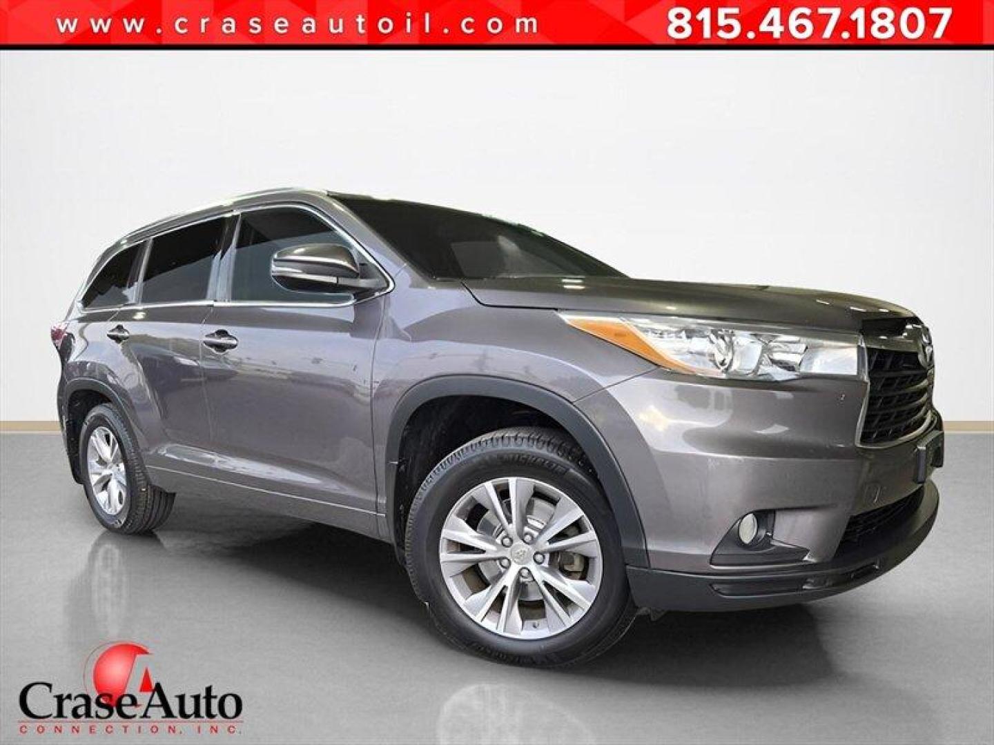 2015 Predawn Gray Mica Toyota Highlander XLE V6 (5TDJKRFH5FS) with an 3.5L V6 270hp 248ft. lbs. engine, Automatic transmission, located at 25355 Eames Street, Channahon, IL, 60410, (815) 467-1807, 41.429108, -88.228432 - Conquer the roads in this powerhouse of a machine - the 2015 Toyota Highlander XLE! Equipped with a robust 3.5L V6 engine, delivering a heart-pounding 270hp and 248ft. lbs. of torque, this SUV is built for thrill-seekers and adventurers alike. Step inside the lap of luxury with the Black interior, - Photo#0