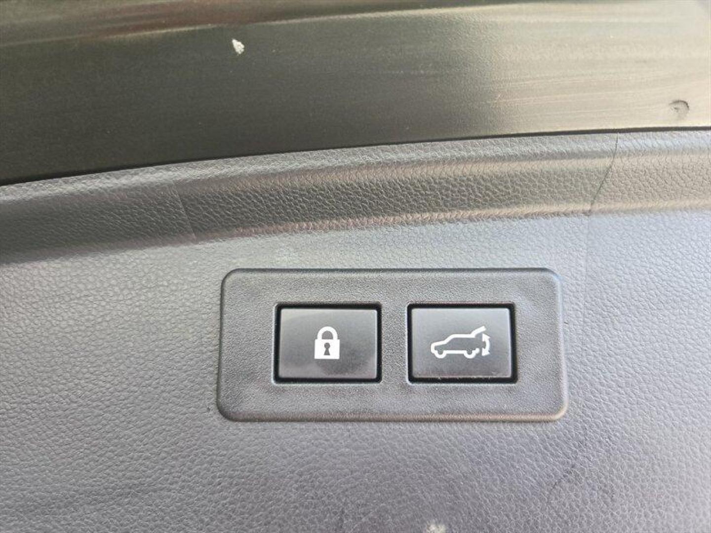 2021 Crystal Black Silica Subaru Outback Premium (4S4BTAFC8M3) with an 2.5L H4 182hp 178ft. lbs. engine, Automatic transmission, located at 25355 Eames Street, Channahon, IL, 60410, (815) 467-1807, 41.429108, -88.228432 - Introducing the impressive 2021 Subaru Outback Premium in sleek Crystal Black Silica exterior paint with a refined Slate Black interior. This versatile crossover is powered by a responsive 2.5L H4 engine delivering 182hp and 178ft. lbs. of torque, providing both power and efficiency. Let's talk ab - Photo#28