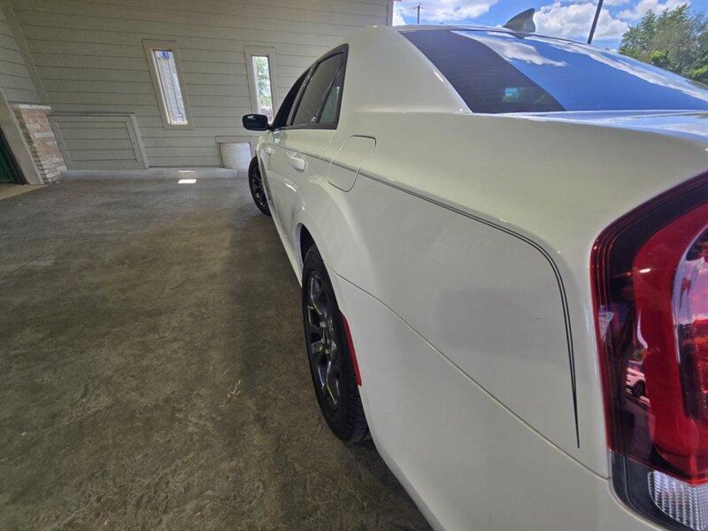 2017 Bright White Clear Coat Chrysler 300 Series S (2C3CCAGGXHH) with an Pentastar 3.6L V6 300hp 264ft. lbs. engine, Automatic transmission, located at 25355 Eames Street, Channahon, IL, 60410, (815) 467-1807, 41.429108, -88.228432 - Unleash the power of the road with the 2017 Chrysler 300 Series S! This beast is equipped with a Pentastar 3.6L V6 engine that roars with 300hp and 264ft. lbs. of torque. Dominate the streets in style with its sleek Bright White Clear Coat exterior and luxurious Black interior. This mean machine co - Photo#9