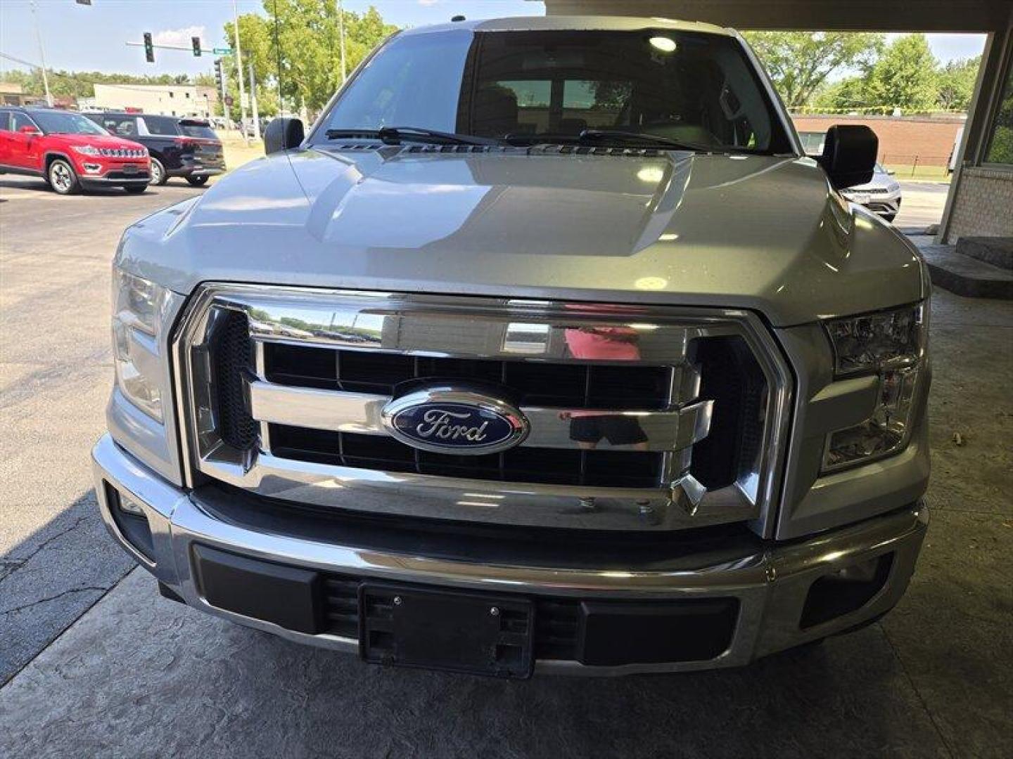 2017 Ingot Silver Ford F-150 XLT (1FTEW1CF8HK) with an 5.0L Flex Fuel V8 385hp 387ft. lbs. engine, Automatic transmission, located at 25355 Eames Street, Channahon, IL, 60410, (815) 467-1807, 41.429108, -88.228432 - Introducing the majestic 2017 Ford F-150 XLT, a true titan on the road with its commanding presence and unparalleled performance. Beneath the hood lies a mighty 5.0L Flex Fuel V8 engine, delivering an impressive 385 horsepower and 387 ft. lbs. of torque, ensuring that every drive is a thrilling expe - Photo#7