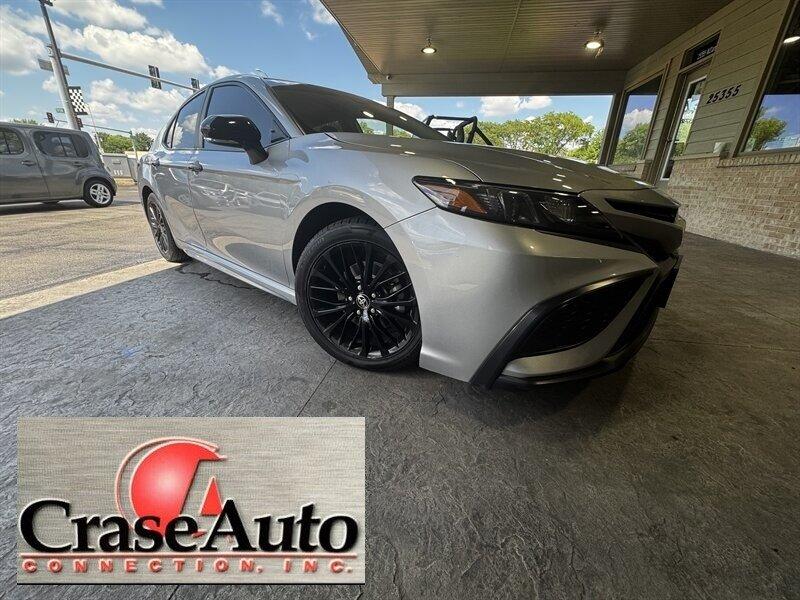photo of 2022 Toyota Camry SE 