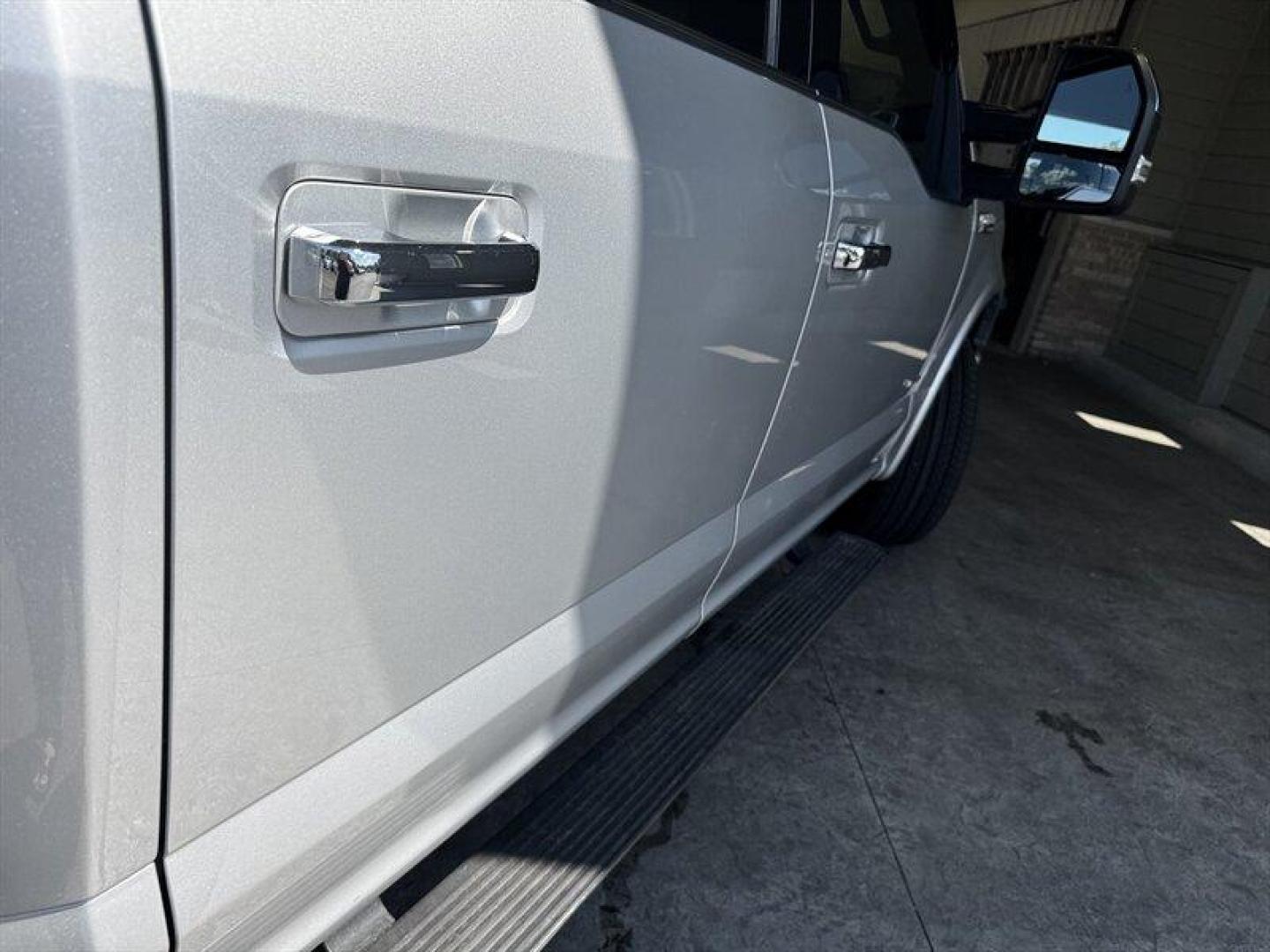 2016 Ingot Silver Metallic Ford F-150 Platinum (1FTFW1EG5GF) with an EcoBoost 3.5L Twin Turbo V6 365hp 420ft. lbs. engine, Automatic transmission, located at 25355 Eames Street, Channahon, IL, 60410, (815) 467-1807, 41.429108, -88.228432 - Picture this: the 2016 Ford F-150 Platinum, a true beast on the road with its EcoBoost 3.5L Twin Turbo V6 engine, packing a punch with 365hp and 420ft. lbs. of torque. This bad boy comes equipped with the FX4 Off-Road Package, ready to tackle any terrain you throw its way. Now, let's talk about the - Photo#11