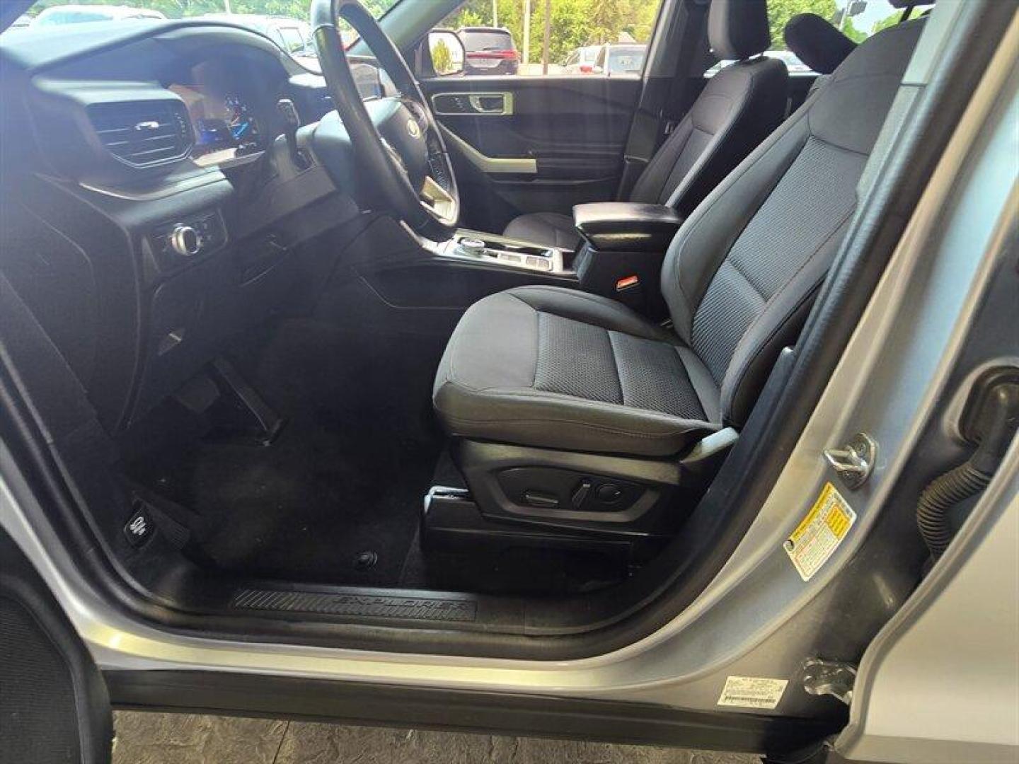 2022 Iconic Silver Ford Explorer XLT (1FMSK7DH9NG) with an EcoBoost 2.3L Turbo I4 300hp 310ft. lbs. engine, Automatic transmission, located at 25355 Eames Street, Channahon, IL, 60410, (815) 467-1807, 41.429108, -88.228432 - Introducing the exceptional 2022 Ford Explorer XLT, a pinnacle of power, style, and innovation! Beneath its sleek Iconic Silver exterior lies a potent EcoBoost 2.3L Turbo I4 engine, delivering an impressive 300hp and 310ft. lbs. of torque for an exhilarating driving experience. Step inside the luxu - Photo#13