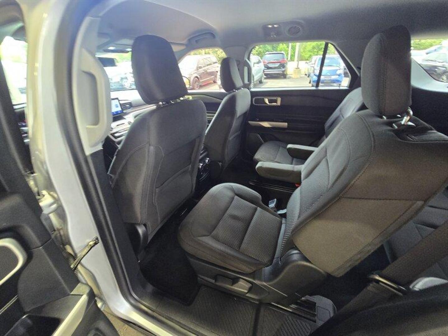 2022 Iconic Silver Ford Explorer XLT (1FMSK7DH9NG) with an EcoBoost 2.3L Turbo I4 300hp 310ft. lbs. engine, Automatic transmission, located at 25355 Eames Street, Channahon, IL, 60410, (815) 467-1807, 41.429108, -88.228432 - Introducing the exceptional 2022 Ford Explorer XLT, a pinnacle of power, style, and innovation! Beneath its sleek Iconic Silver exterior lies a potent EcoBoost 2.3L Turbo I4 engine, delivering an impressive 300hp and 310ft. lbs. of torque for an exhilarating driving experience. Step inside the luxu - Photo#14