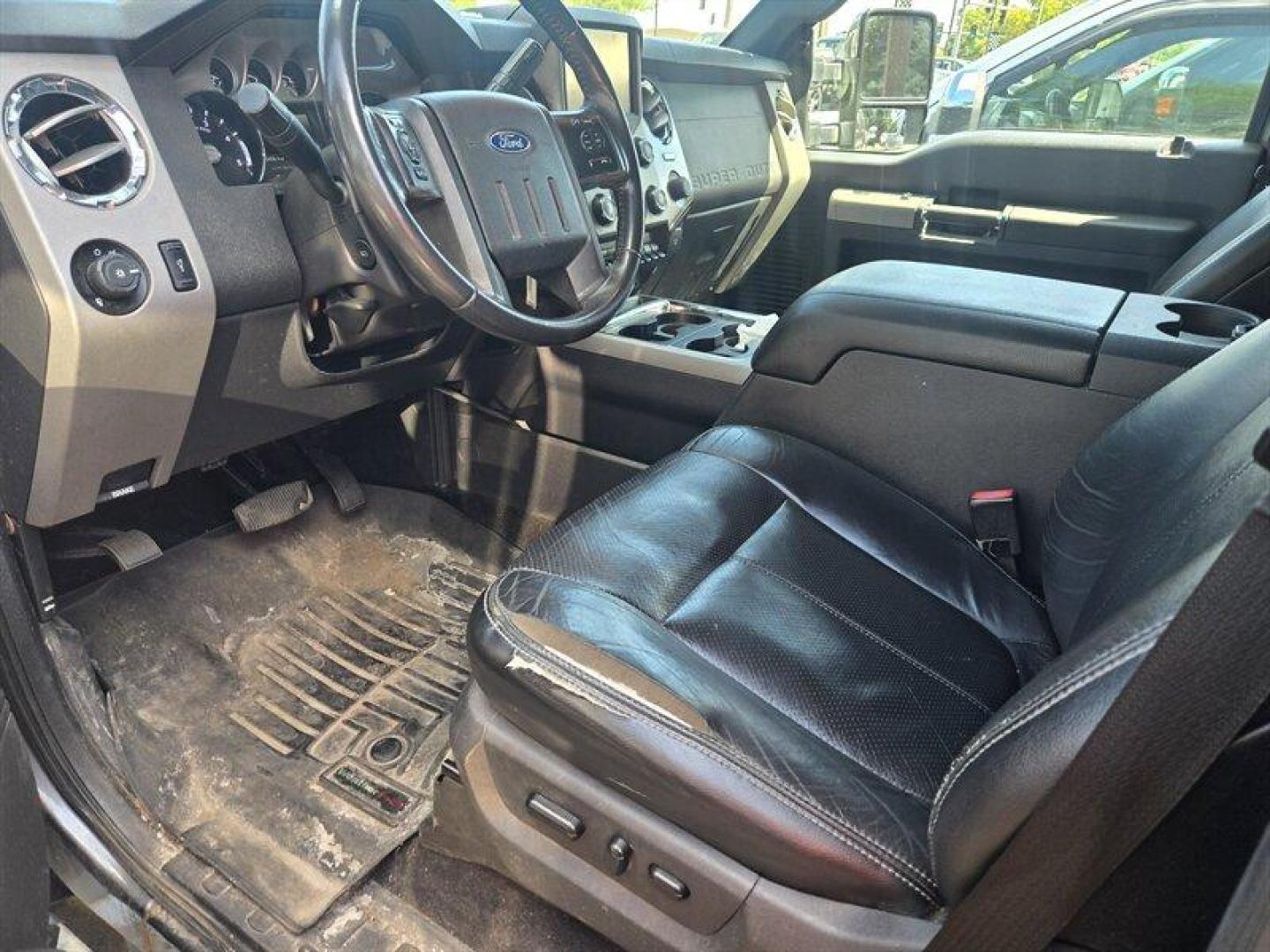 2016 Magnetic Ford F-350 Lariat (1FT8W3BT7GE) with an Power Stroke 6.7L Biodiesel Turbo V8 440hp 860ft. engine, Automatic transmission, located at 25355 Eames Street, Channahon, IL, 60410, (815) 467-1807, 41.429108, -88.228432 - ** LOCAL TRADE IN, WHOLESALE, AS-IS PRICING, HAS RUST ON HOOD AND WHEEL WELL, NEEDS BRAKES, AND SUSPENSION WORK. ** This 2016 Ford F-350 Lariat is a powerful and reliable truck that offers exceptional performance. Equipped with a Power Stroke 6.7L Biodiesel Turbo V8 engine producing 440hp and 860ft- - Photo#5