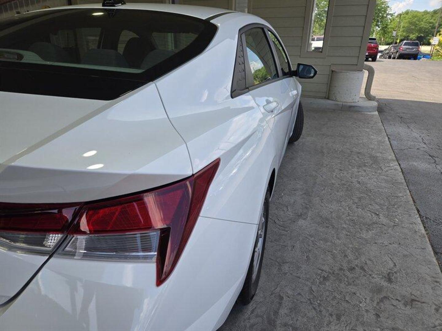 2024 Serenity White Pearl Hyundai ELANTRA SE (KMHLL4DG9RU) with an 2.0L I4 147hp 132ft. lbs. engine, Automatic transmission, located at 25355 Eames Street, Channahon, IL, 60410, (815) 467-1807, 41.429108, -88.228432 - Get ready to turn heads in the 2024 Hyundai ELANTRA SE in the stunning Serenity White Pearl exterior color. This sleek sedan is powered by a feisty 2.0L I4 engine, boasting 147hp and 132ft. lbs. of torque to give you that extra kick when you need it. Step inside the ELANTRA SE and experience the ul - Photo#9