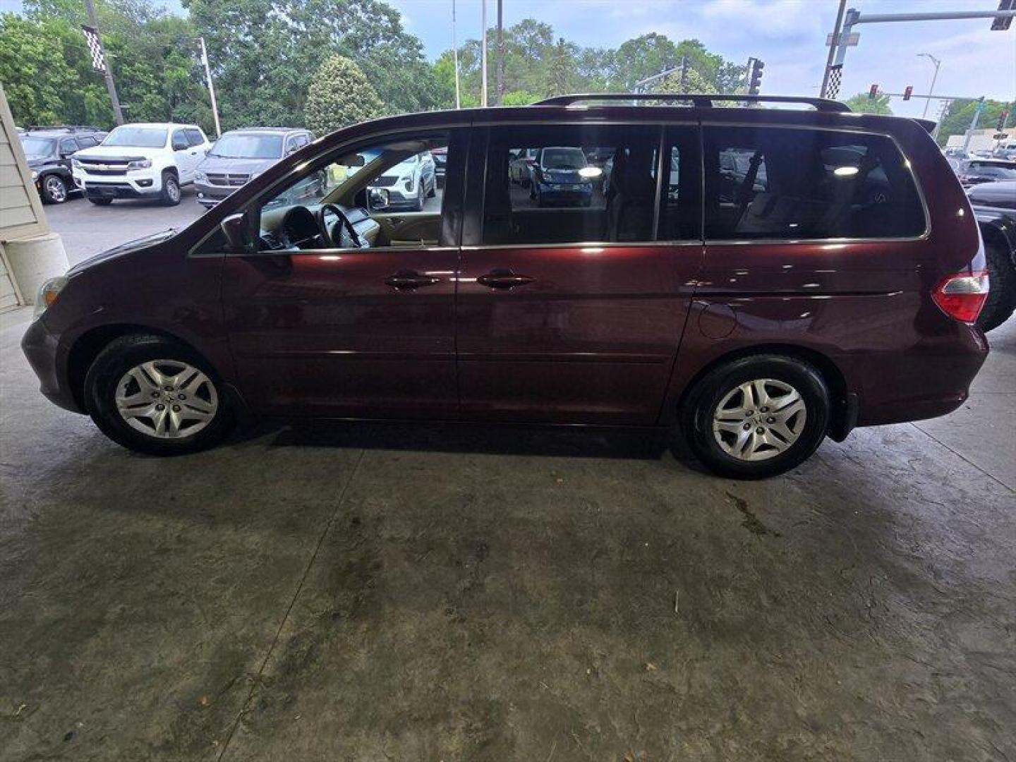 2007 Dark Cherry Pearl Honda Odyssey EX (5FNRL38457B) with an 3.5L V6 244hp 240ft. lbs. engine, Automatic transmission, located at 25355 Eames Street, Channahon, IL, 60410, (815) 467-1807, 41.429108, -88.228432 - Photo#7