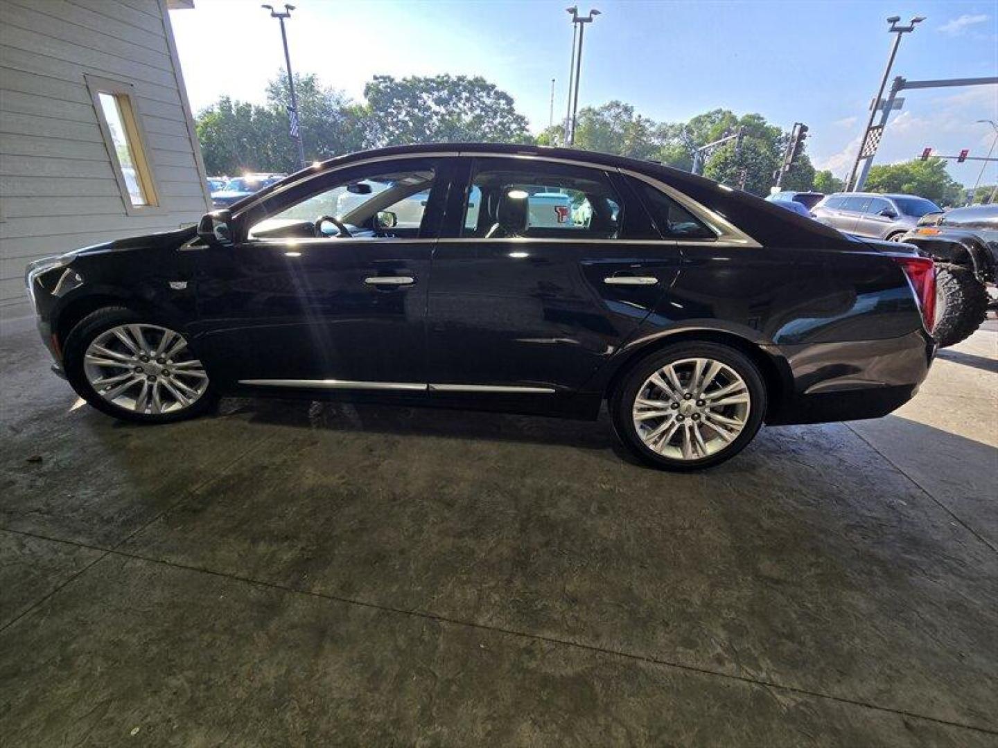2019 Stellar Black Metallic Cadillac XTS Luxury (2G61M5S32K9) with an 3.6L V6 304hp 264ft. lbs. engine, Automatic transmission, located at 25355 Eames Street, Channahon, IL, 60410, (815) 467-1807, 41.429108, -88.228432 - Photo#7