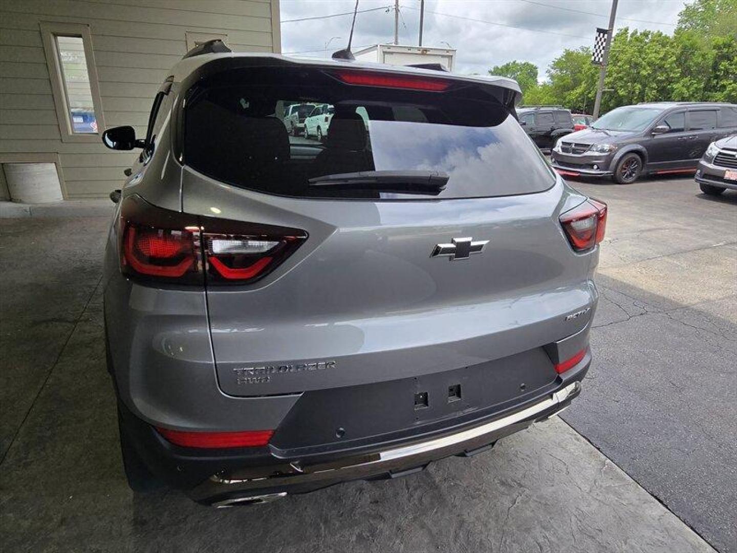 2025 Sterling Gray Metallic Chevrolet Trailblazer ACTIV (KL79MSSL5SB) with an ECOTEC 1.3L Turbo I3 155hp 174ft. lbs. engine, Automatic transmission, located at 25355 Eames Street, Channahon, IL, 60410, (815) 467-1807, 41.429108, -88.228432 - Introducing the 2025 Chevrolet Trailblazer ACTIV in a sleek Sterling Gray Metallic exterior paired with a stylish Jet Black interior adorned with Yellow Accents. This model comes equipped with a robust ECOTEC 1.3L Turbo I3 engine delivering 155hp and 174ft. lbs. of torque, offering a dynamic driving - Photo#5