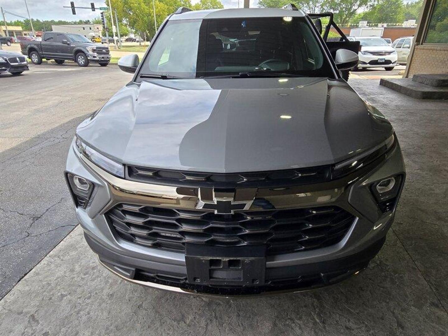 2025 Sterling Gray Metallic Chevrolet Trailblazer ACTIV (KL79MSSL5SB) with an ECOTEC 1.3L Turbo I3 155hp 174ft. lbs. engine, Automatic transmission, located at 25355 Eames Street, Channahon, IL, 60410, (815) 467-1807, 41.429108, -88.228432 - Introducing the 2025 Chevrolet Trailblazer ACTIV in a sleek Sterling Gray Metallic exterior paired with a stylish Jet Black interior adorned with Yellow Accents. This model comes equipped with a robust ECOTEC 1.3L Turbo I3 engine delivering 155hp and 174ft. lbs. of torque, offering a dynamic driving - Photo#11