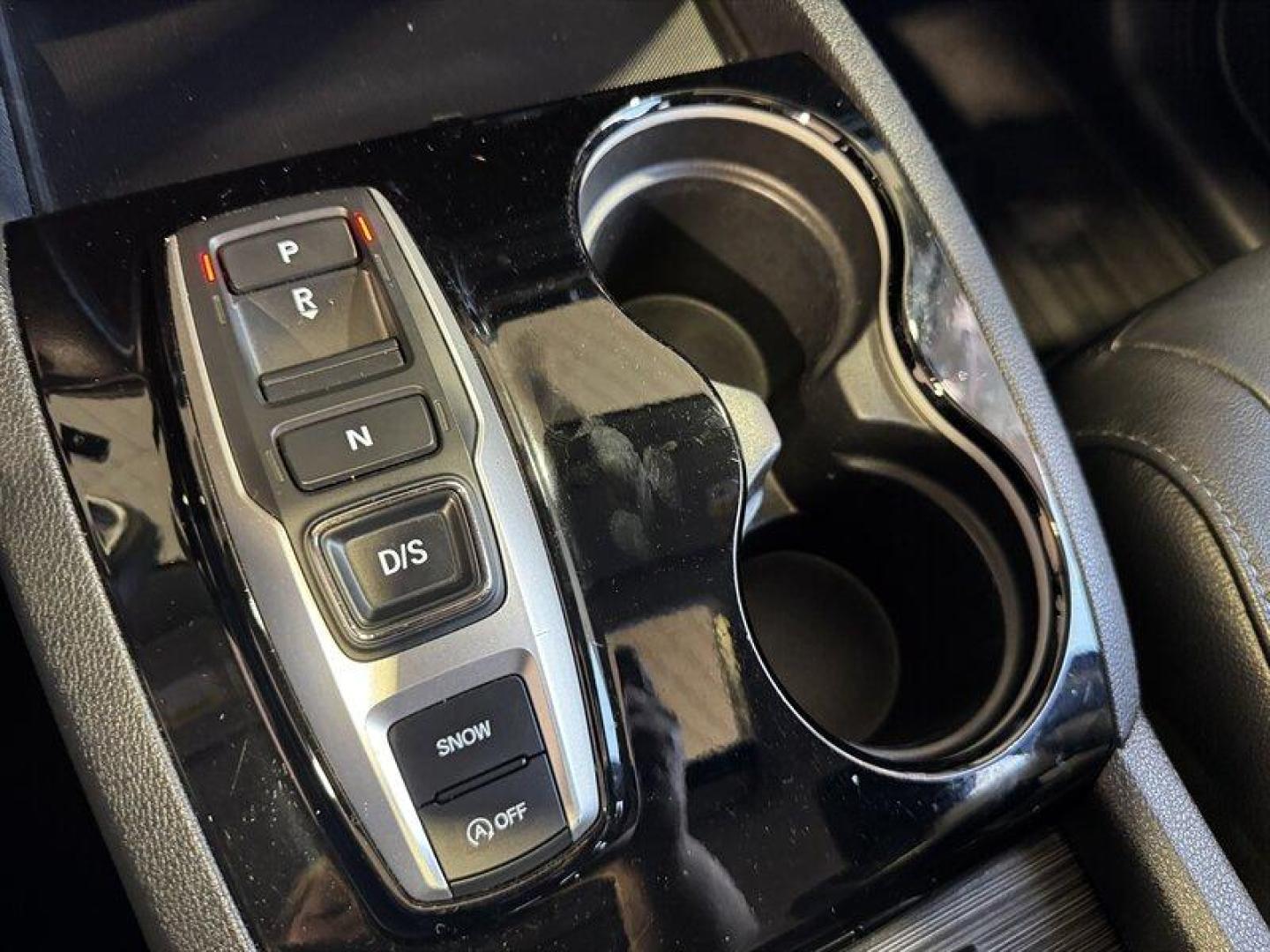 2020 Modern Steel Metallic Honda Pilot Touring 8 Passenger (5FNYF5H97LB) with an 3.5L V6 280hp 262ft. lbs. engine, Automatic transmission, located at 25355 Eames Street, Channahon, IL, 60410, (815) 467-1807, 41.429108, -88.228432 - Behold the 2020 Honda Pilot Touring, a beast on the road with its 3.5L V6 engine packing a punch of 280hp and 262ft. lbs. of torque. This bad boy is coated in a sleek Modern Steel Metallic exterior, exuding confidence wherever it goes. Slip inside to find a sophisticated Gray interior that screams l - Photo#19