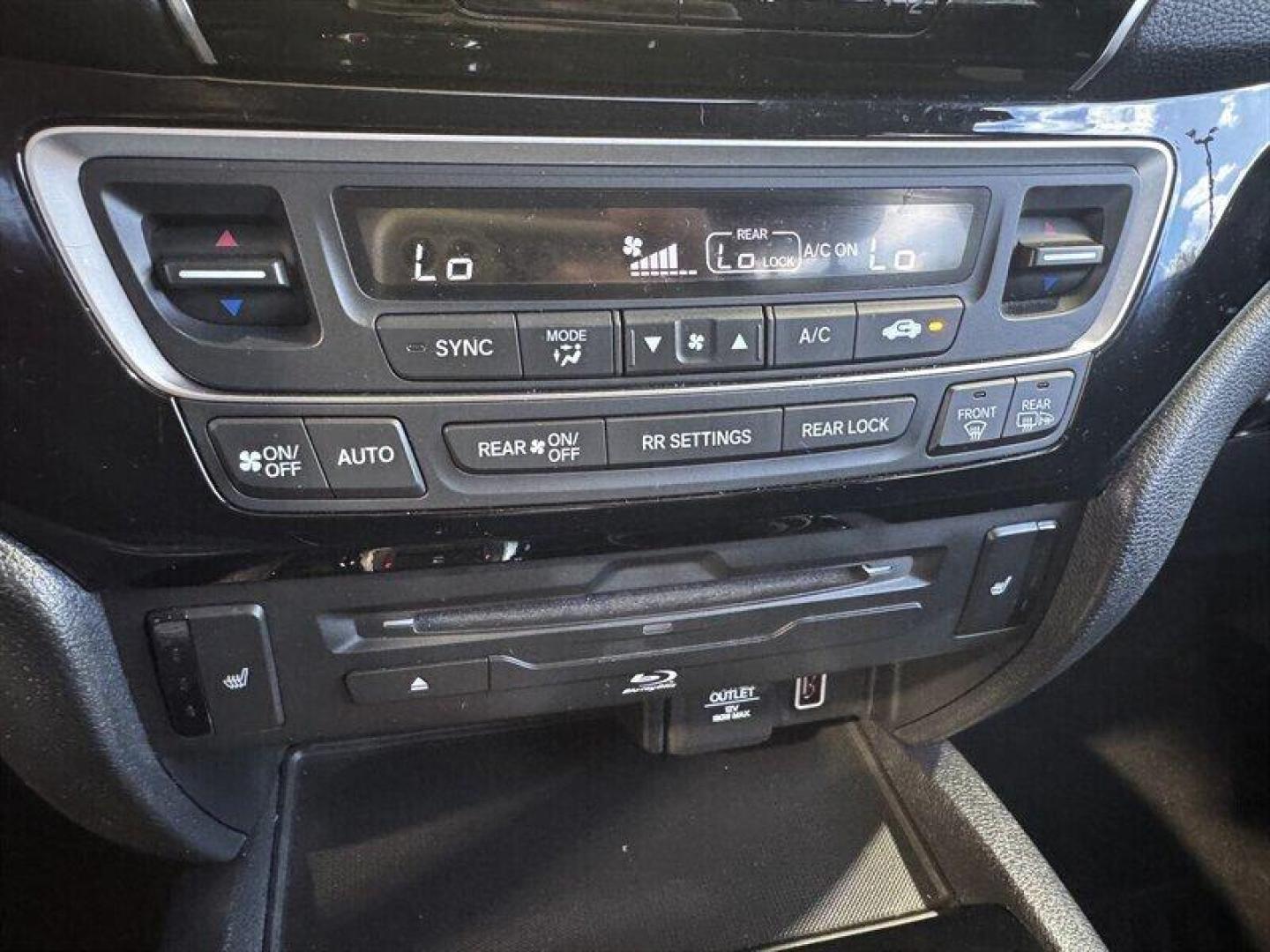 2020 Modern Steel Metallic Honda Pilot Touring 8 Passenger (5FNYF5H97LB) with an 3.5L V6 280hp 262ft. lbs. engine, Automatic transmission, located at 25355 Eames Street, Channahon, IL, 60410, (815) 467-1807, 41.429108, -88.228432 - Behold the 2020 Honda Pilot Touring, a beast on the road with its 3.5L V6 engine packing a punch of 280hp and 262ft. lbs. of torque. This bad boy is coated in a sleek Modern Steel Metallic exterior, exuding confidence wherever it goes. Slip inside to find a sophisticated Gray interior that screams l - Photo#17