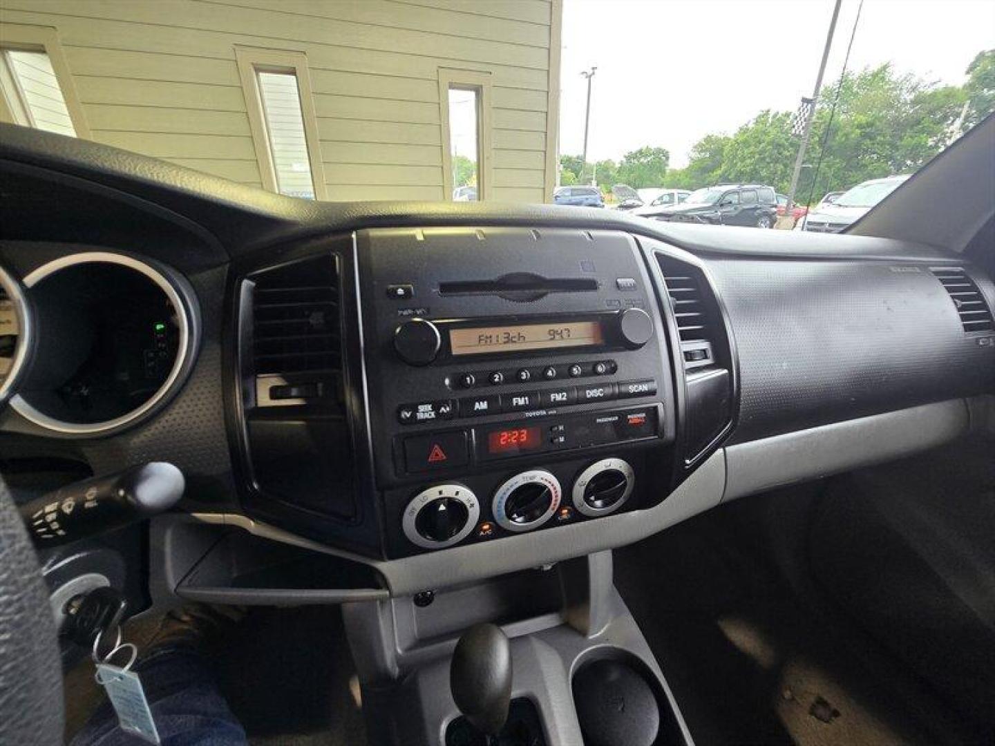 2007 Indigo Ink Pearl Toyota Tacoma (5TENX22NX7Z) with an 2.7L I4 159hp 180ft. lbs. engine, Automatic transmission, located at 25355 Eames Street, Channahon, IL, 60410, (815) 467-1807, 41.429108, -88.228432 - Photo#20