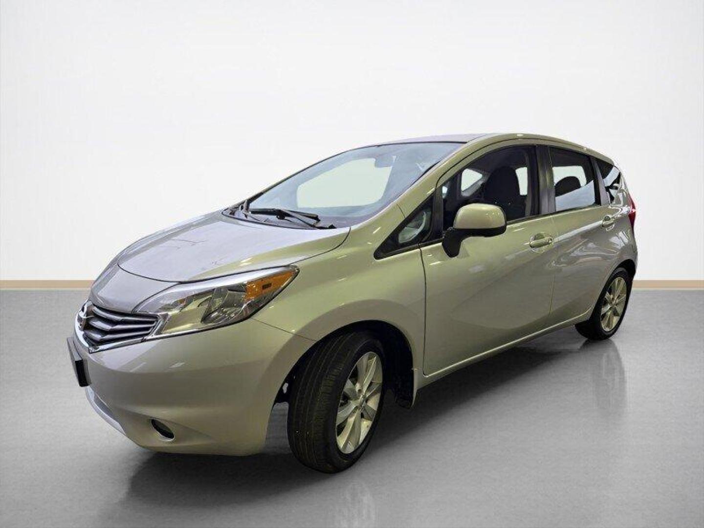 2014 Silver Nissan Versa Note SV (3N1CE2CP5EL) with an 1.6L I4 109hp 107ft. lbs. engine, Automatic transmission, located at 25355 Eames Street, Channahon, IL, 60410, (815) 467-1807, 41.429108, -88.228432 - Looking for a sassy little ride that's big on style and savings? Check out this 2014 Nissan Versa Note SL with a peppy 1.6L I4 engine that's ready to zip through traffic like a boss. With only 18,000 miles on the odometer (that's less than 2,000 miles per year, honey!), this baby is practically bran - Photo#6