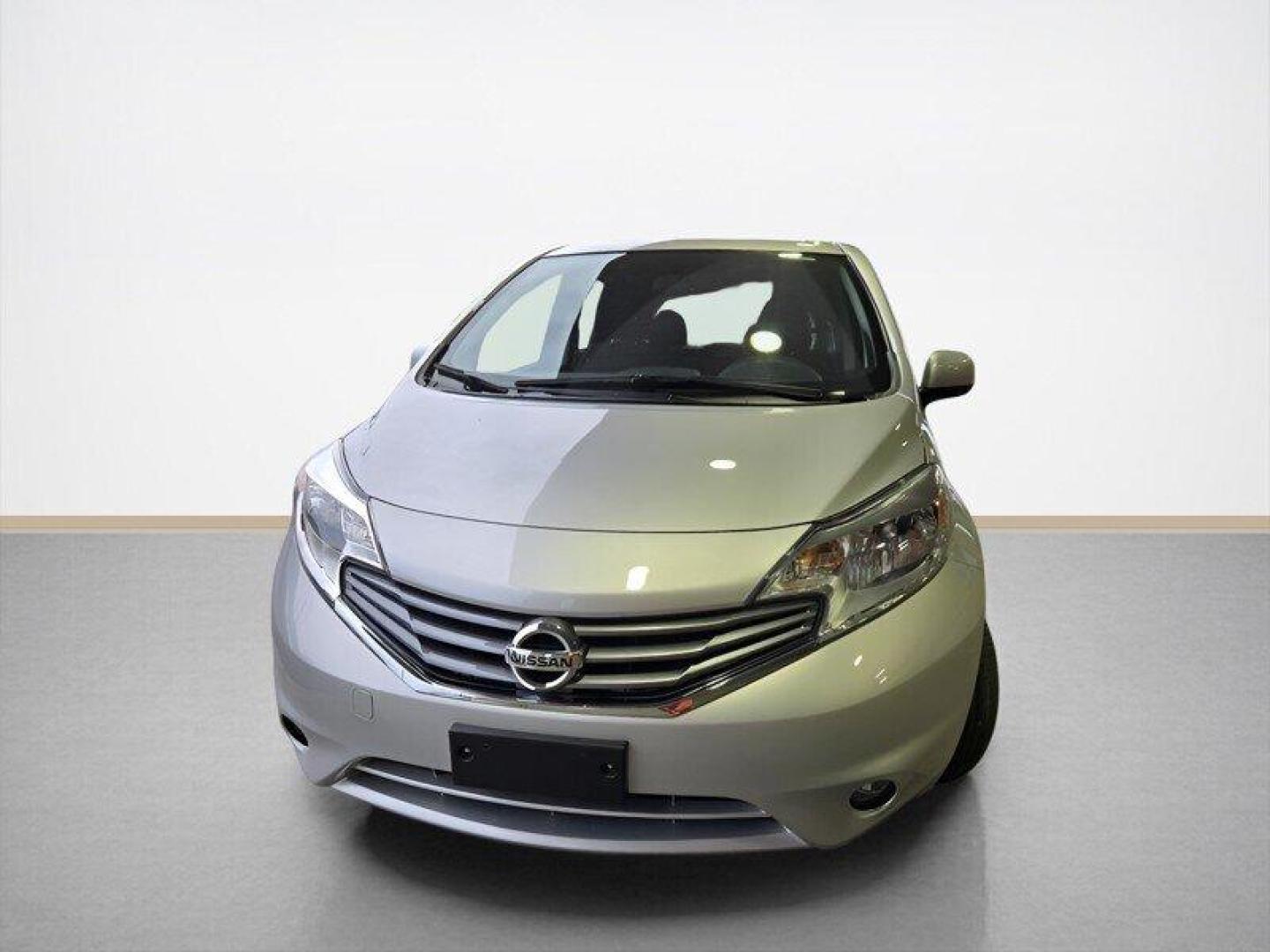 2014 Silver Nissan Versa Note SV (3N1CE2CP5EL) with an 1.6L I4 109hp 107ft. lbs. engine, Automatic transmission, located at 25355 Eames Street, Channahon, IL, 60410, (815) 467-1807, 41.429108, -88.228432 - Looking for a sassy little ride that's big on style and savings? Check out this 2014 Nissan Versa Note SL with a peppy 1.6L I4 engine that's ready to zip through traffic like a boss. With only 18,000 miles on the odometer (that's less than 2,000 miles per year, honey!), this baby is practically bran - Photo#7