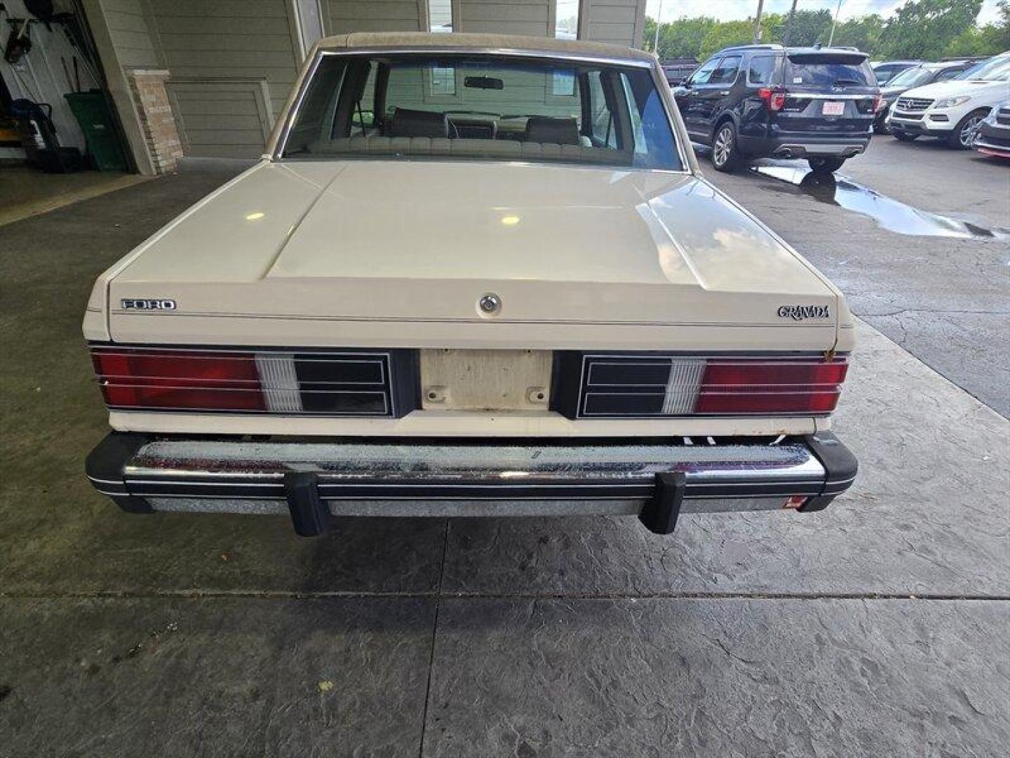 1981 Tan Ford Grenada (1FABP26D3BG) with an 4.2 engine, located at 25355 Eames Street, Channahon, IL, 60410, (815) 467-1807, 41.429108, -88.228432 - Step back in time with this vintage 1981 Ford Grenada! Powered by a trusty 4.2-liter engine, this beauty is a blast from the past with features straight out of the factory. Picture yourself cruising down the road in style with its classic design and retro vibes. Now, let's talk about the factory de - Photo#6