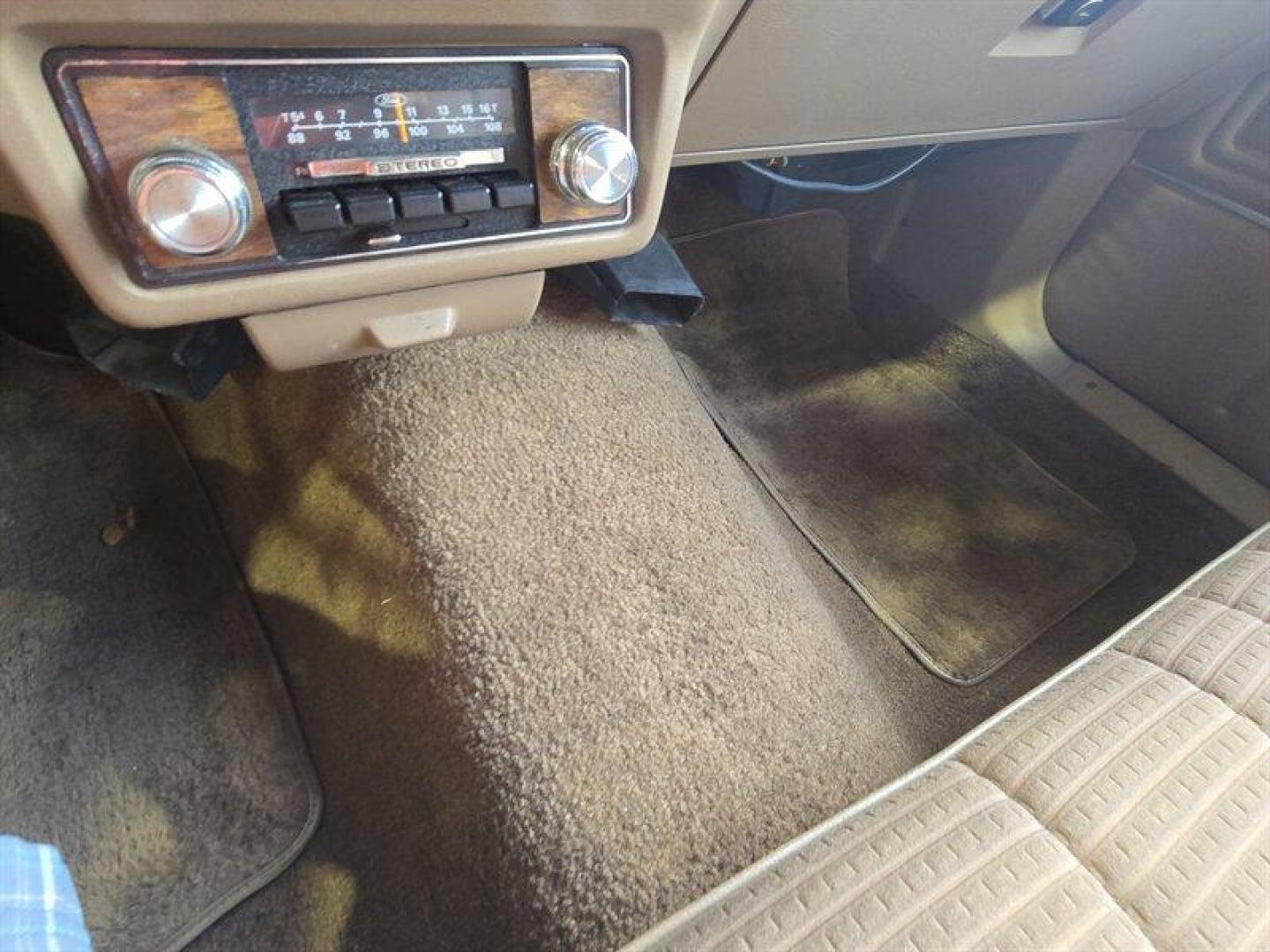 1981 Tan Ford Grenada (1FABP26D3BG) with an 4.2 engine, located at 25355 Eames Street, Channahon, IL, 60410, (815) 467-1807, 41.429108, -88.228432 - Step back in time with this vintage 1981 Ford Grenada! Powered by a trusty 4.2-liter engine, this beauty is a blast from the past with features straight out of the factory. Picture yourself cruising down the road in style with its classic design and retro vibes. Now, let's talk about the factory de - Photo#22