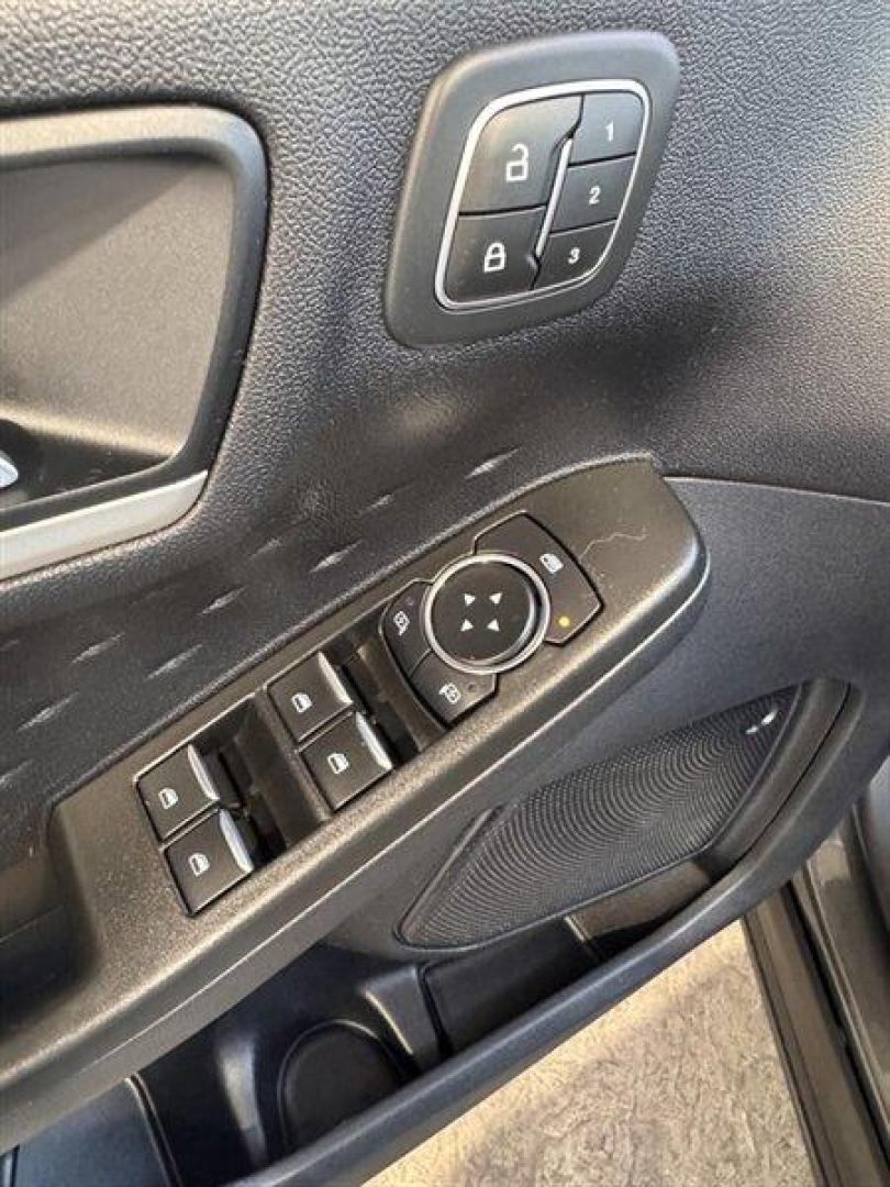 2020 Magnetic Ford Escape SEL (1FMCU9H62LU) with an EcoBoost 1.5L Turbo I3 181hp 190ft. lbs. engine, Automatic transmission, located at 25355 Eames Street, Channahon, IL, 60410, (815) 467-1807, 41.429108, -88.228432 - Introducing the sleek and versatile 2020 Ford Escape SEL! This beauty is equipped with a powerful EcoBoost 1.5L Turbo I3 engine, delivering a smooth 181hp and 190ft. lbs. of torque for an exhilarating driving experience. Step inside and you'll find a host of factory default features designed to ele - Photo#18