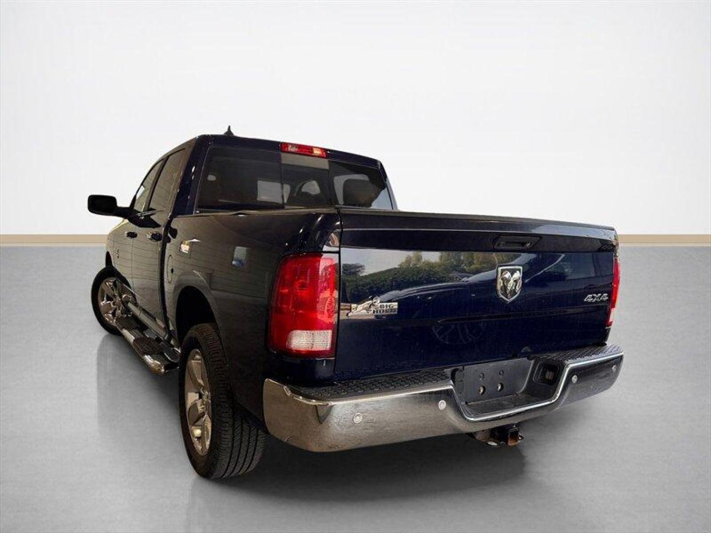 2017 Blue Streak Pearl Coat RAM 1500 Big Horn (1C6RR7LG1HS) with an 3.6L Flex Fuel V6 305hp 269ft. lbs. engine, Automatic transmission, located at 25355 Eames Street, Channahon, IL, 60410, (815) 467-1807, 41.429108, -88.228432 - Behold the magnificent 2017 RAM 1500 SLT, a true marvel of engineering and design! This extraordinary vehicle is equipped with a robust 3.6L Flex Fuel V6 engine, delivering an impressive 305 horsepower and 269 ft. lbs. of torque, ensuring a thrilling driving experience like no other. Step inside th - Photo#4