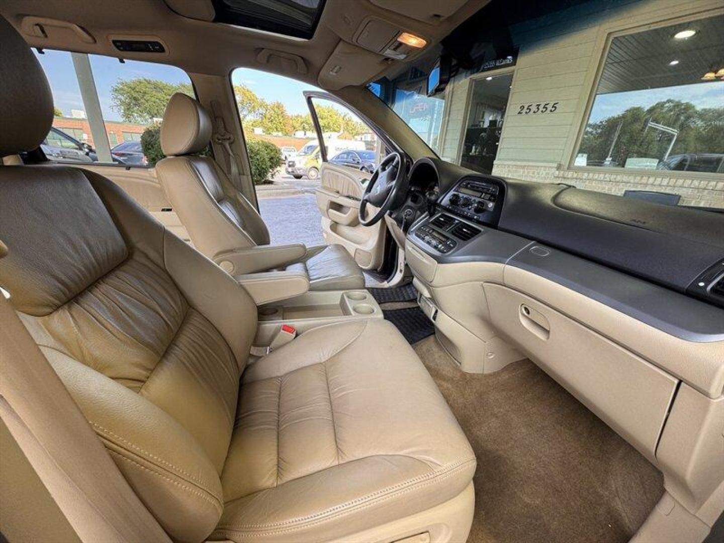 2009 Dark Cherry Pearl Honda Odyssey EX-L (5FNRL38619B) with an 3.5L V6 244hp 245ft. lbs. engine, Automatic transmission, located at 25355 Eames Street, Channahon, IL, 60410, (815) 467-1807, 41.429108, -88.228432 - Photo#16