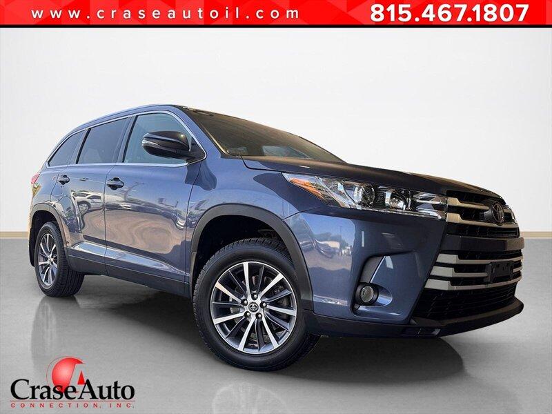 photo of 2019 Toyota Highlander XLE 