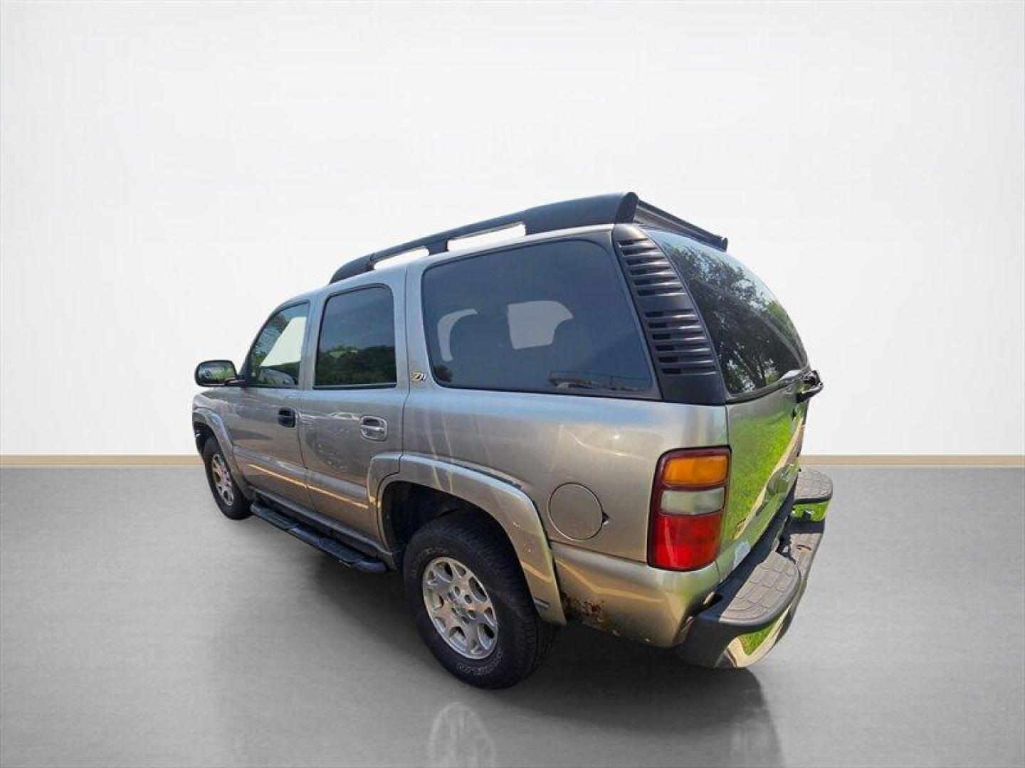 2003 Dark Gray Metallic Chevrolet Tahoe Z71 (1GNEK13Z83R) with an 5.3 engine, Automatic transmission, located at 25355 Eames Street, Channahon, IL, 60410, (815) 467-1807, 41.429108, -88.228432 - Photo#3