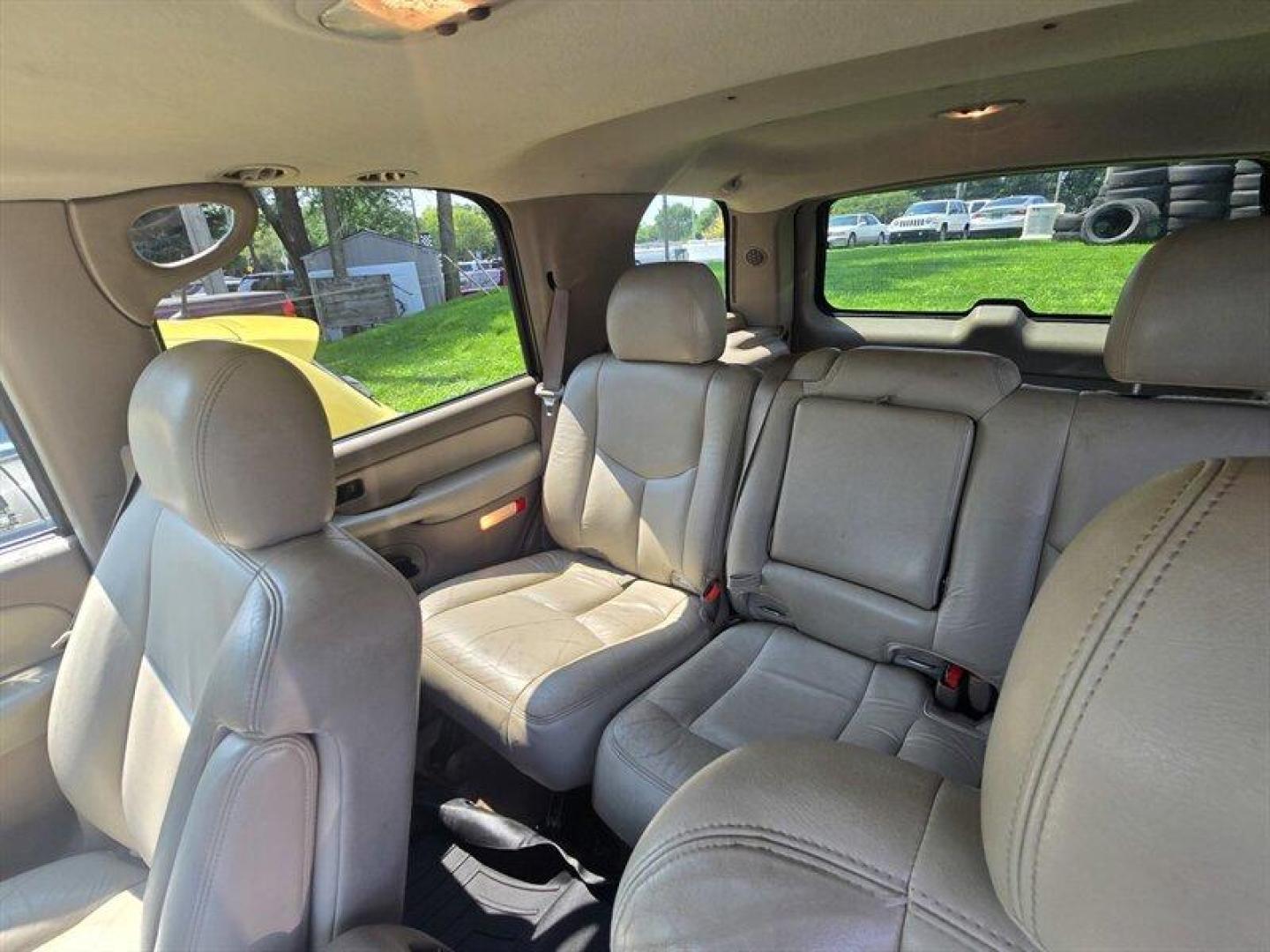 2003 Dark Gray Metallic Chevrolet Tahoe Z71 (1GNEK13Z83R) with an 5.3 engine, Automatic transmission, located at 25355 Eames Street, Channahon, IL, 60410, (815) 467-1807, 41.429108, -88.228432 - Photo#8