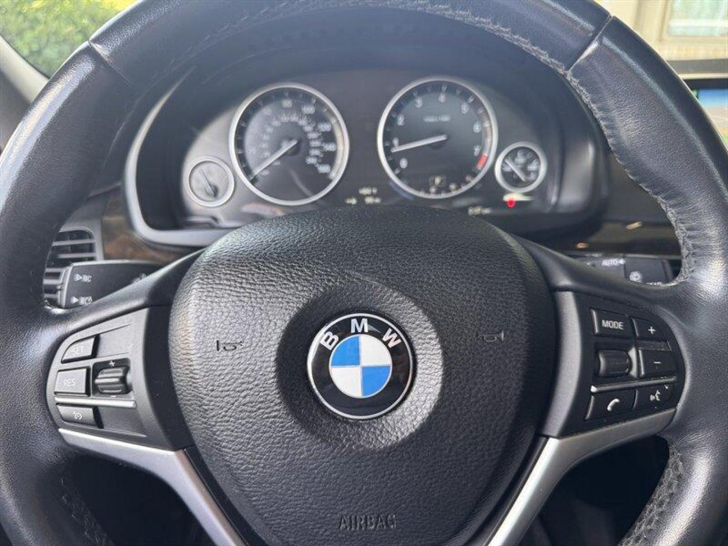2015 Black Sapphire Metallic BMW X5 xDrive50i (5UXKR6C56F0) with an 4.4L Twin Turbo V8 445hp 480ft. lbs. engine, Automatic transmission, located at 25355 Eames Street, Channahon, IL, 60410, (815) 467-1807, 41.429108, -88.228432 - Rev up your driving experience with the 2015 BMW X5 xDrive50i, a powerhouse on wheels that's sure to make heads turn. Under the hood, you'll find a ferocious 4.4L Twin Turbo V8 engine pumping out a jaw-dropping 445hp and 480ft. lbs. of torque, giving you the adrenaline rush you crave. Jet Black on - Photo#24