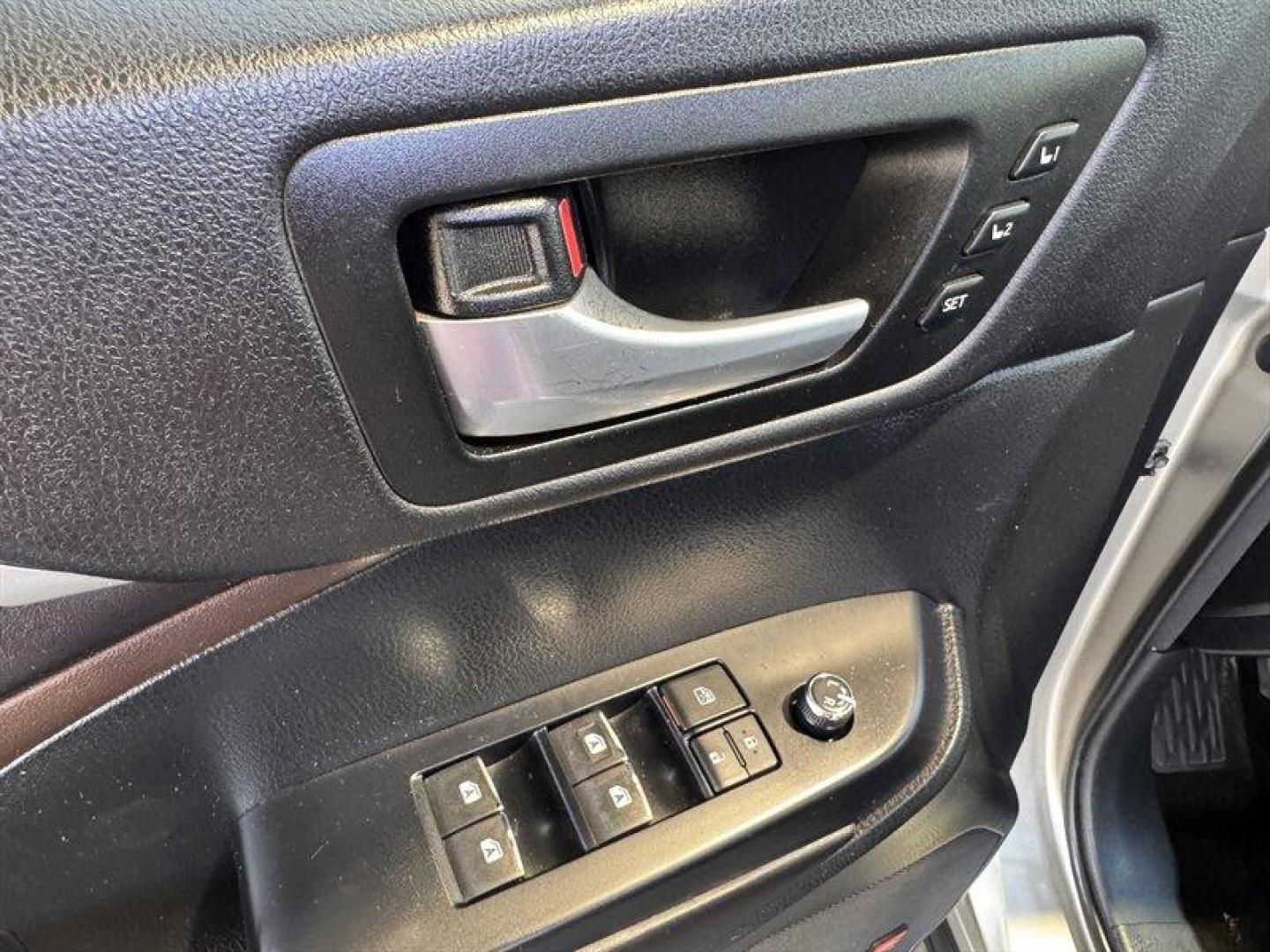 2016 Creme Brulee Mica Toyota Highlander Limited (5TDDKRFH5GS) with an 3.5L V6 270hp 248ft. lbs. engine, Automatic transmission, located at 25355 Eames Street, Channahon, IL, 60410, (815) 467-1807, 41.429108, -88.228432 - Get ready to elevate your driving experience with the stunning 2016 Toyota Highlander Limited in the elegant Creme Brulee Mica exterior color and luxurious Almond interior. Powered by a robust 3.5L V6 engine producing 270hp and 248ft. lbs. of torque, this SUV is ready to take on any adventure with s - Photo#22