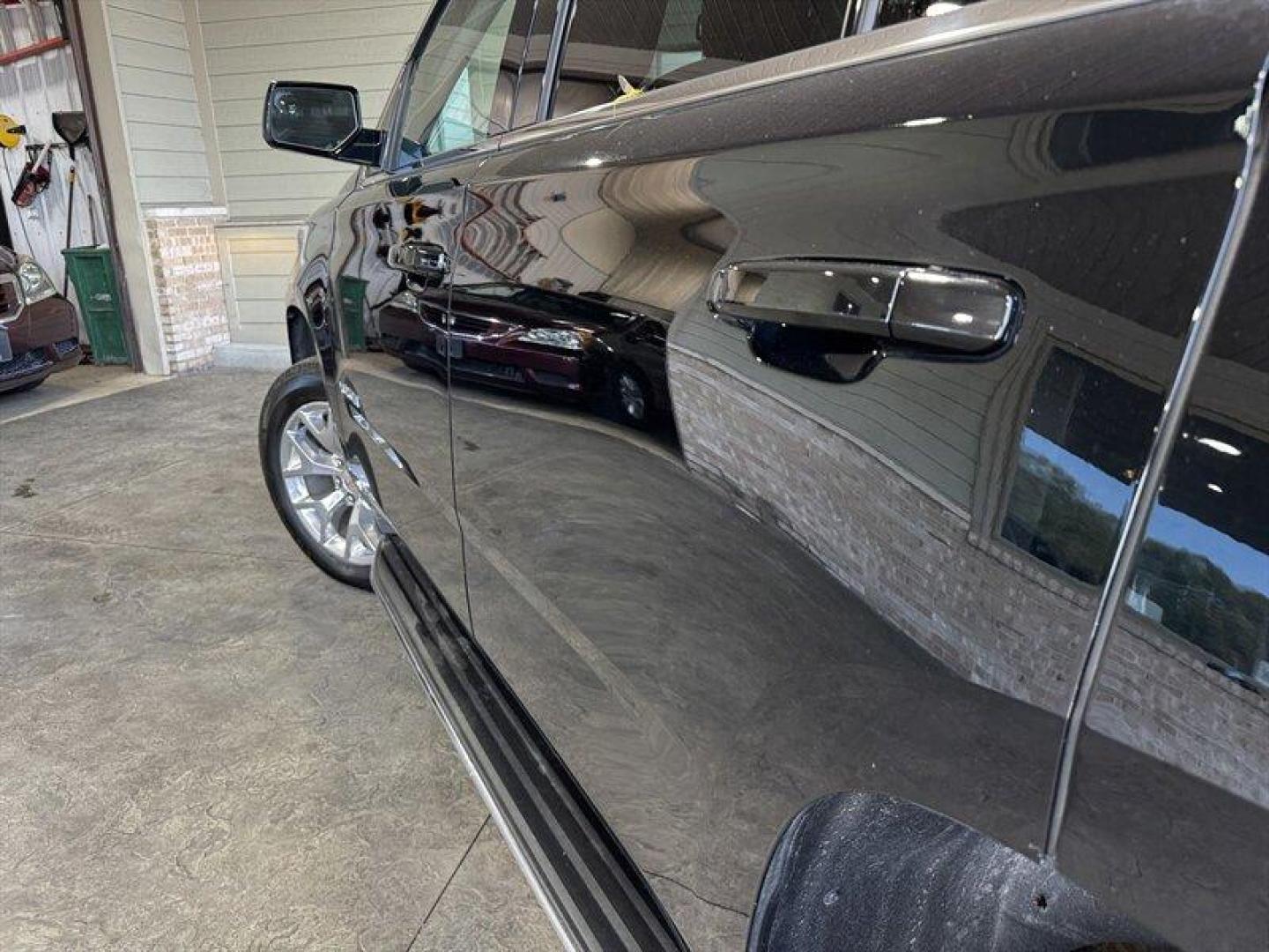 2017 Onyx Black GMC Yukon SLE (1GKS2AKC9HR) with an EcoTec3 5.3L Flex Fuel V8 355hp 383ft. lbs. engine, Automatic transmission, located at 25355 Eames Street, Channahon, IL, 60410, (815) 467-1807, 41.429108, -88.228432 - Behold the 2017 GMC Yukon SLE, a beast on wheels ready to conquer the roads with its EcoTec3 5.3L Flex Fuel V8 engine, pumping out a mighty 355hp and 383ft. lbs. of torque. This bad boy comes in sleek Black on the outside, matching its bold and luxurious Black interior. Straight outta the factory, - Photo#10