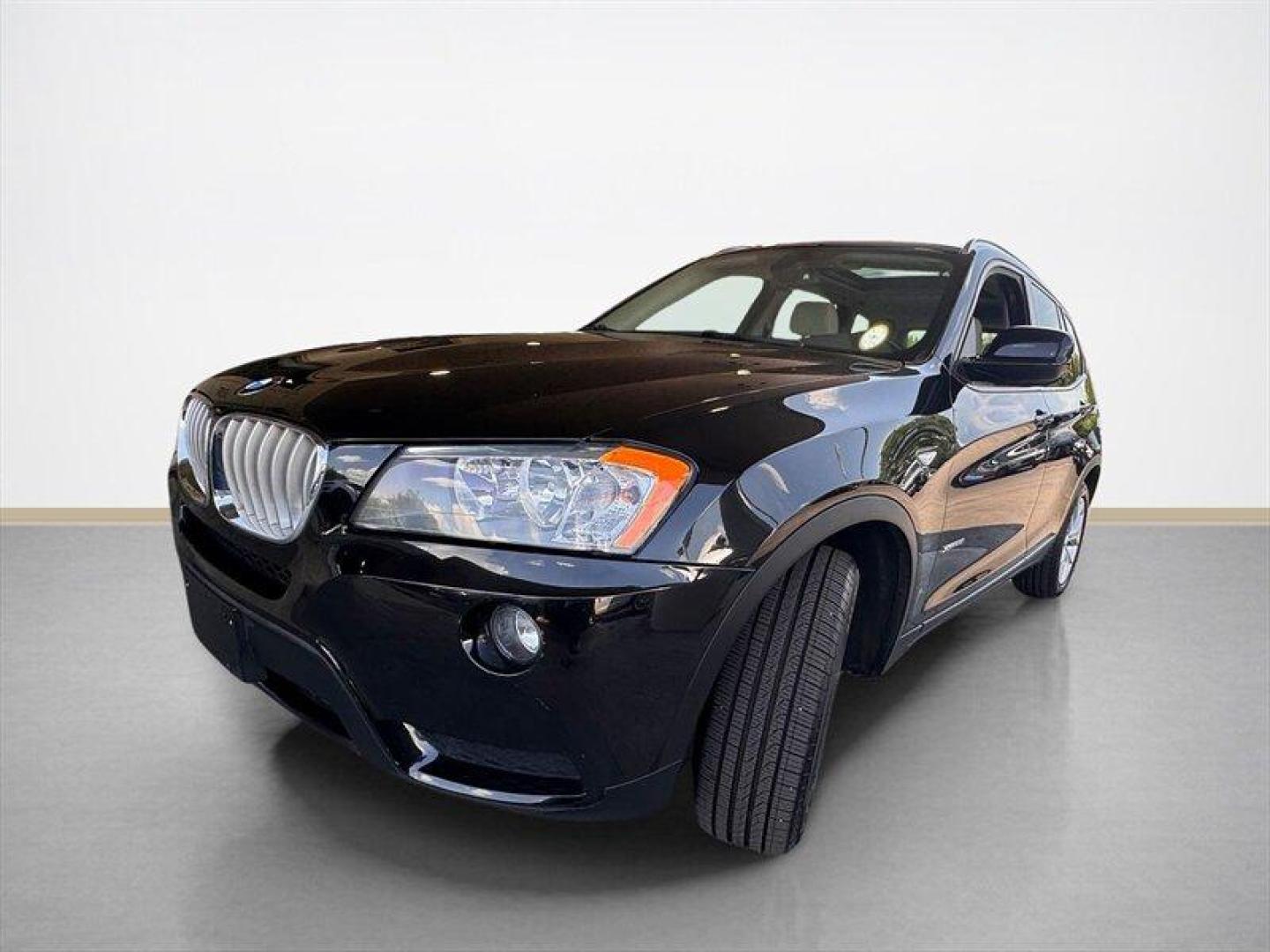 2013 Black Sapphire Metallic BMW X3 xDrive28i (5UXWX9C59D0) with an 2.0L Turbo I4 240hp 260ft. lbs. engine, Automatic transmission, located at 25355 Eames Street, Channahon, IL, 60410, (815) 467-1807, 41.429108, -88.228432 - Introducing the stylish and powerful 2013 BMW X3 xDrive28i! This beauty is equipped with a 2.0L Turbo I4 engine that delivers an impressive 240hp and 260ft. lbs. of torque, giving you the perfect balance of performance and efficiency. Step inside this luxurious SUV and you'll find a host of factory - Photo#6