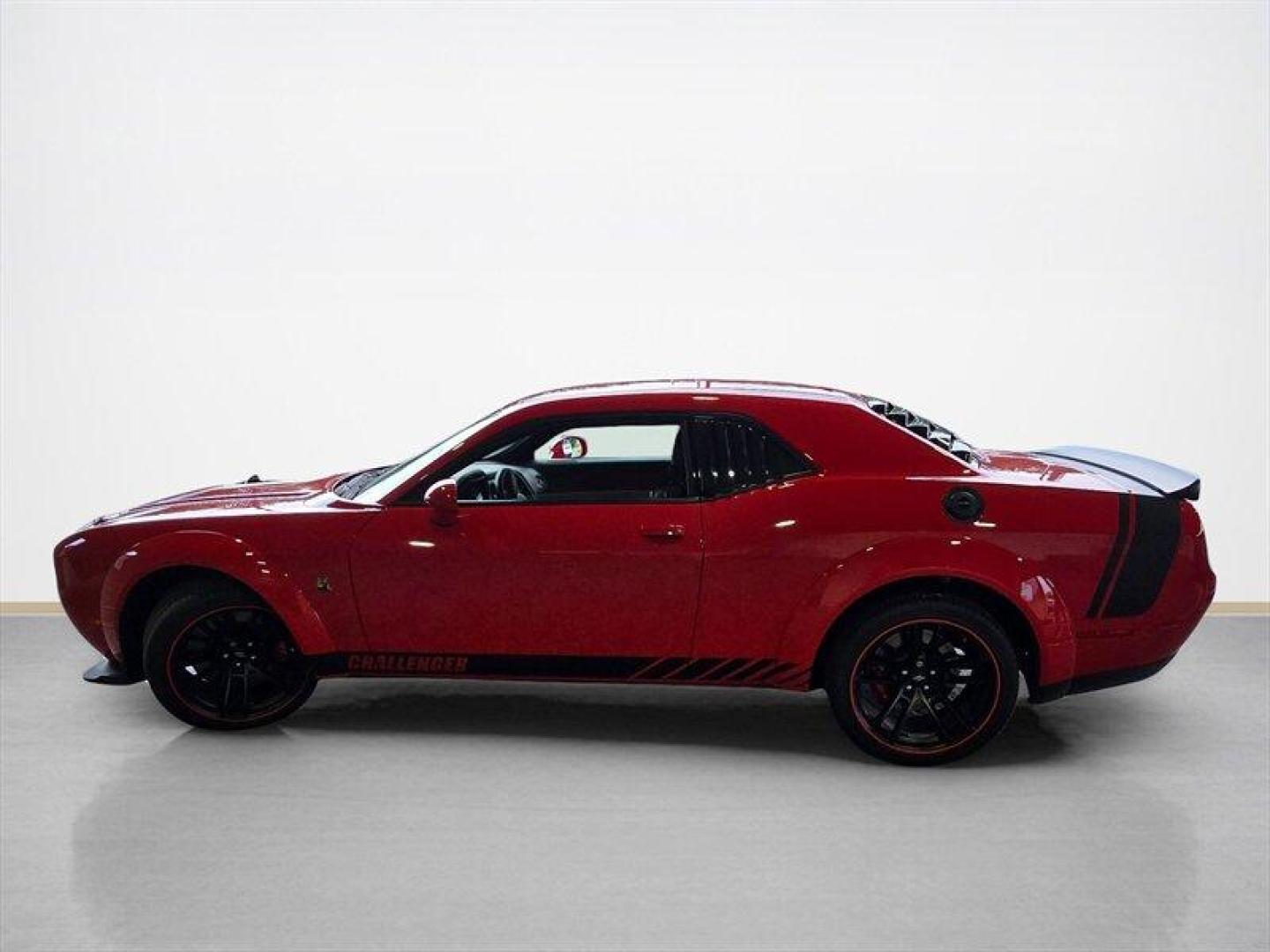 2021 Octane Red Pearl Coat Dodge Challenger R/T Scat Pack Widebody (2C3CDZFJ1MH) with an HEMI 6.4L V8 485hp 475ft. lbs. engine, Automatic transmission, located at 25355 Eames Street, Channahon, IL, 60410, (815) 467-1807, 41.429108, -88.228432 - Buckle up, because this 2021 Dodge Challenger R/T Scat Pack is a force to be reckoned with! Under the hood, you've got a HEMI 6.4L V8 engine cranking out a whopping 485 horsepower and 475 ft. lbs. of torque - talk about a powerhouse on wheels! Now, let's talk factory default features, darling. This - Photo#5