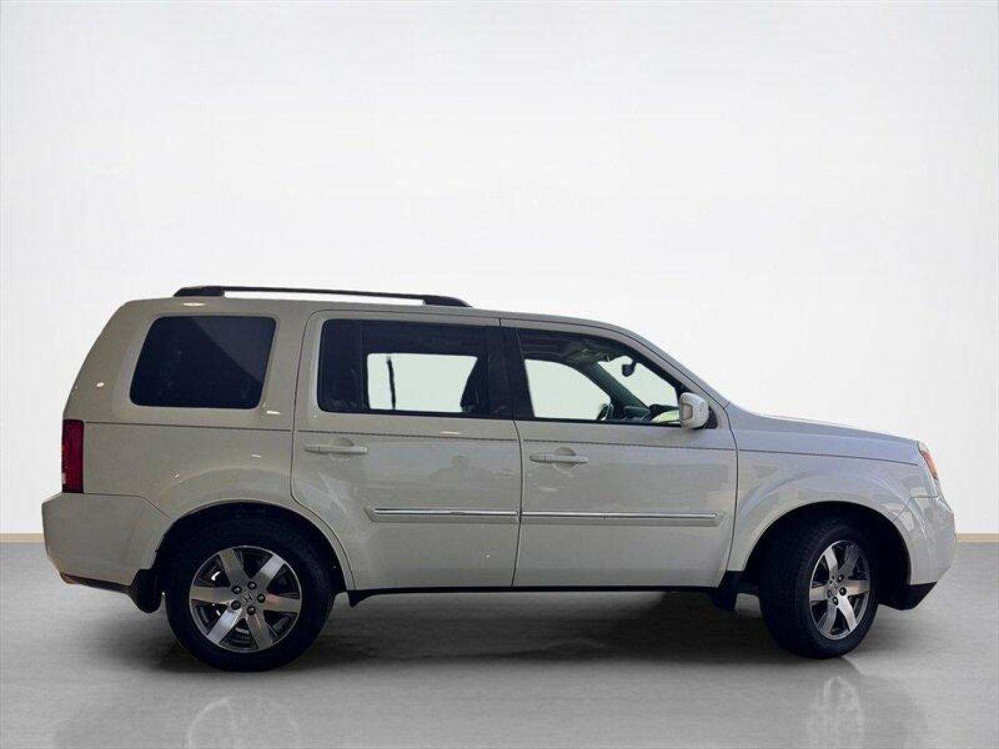 2014 White Diamond Pearl Honda Pilot Touring (5FNYF4H97EB) with an 3.5L V6 250hp 253ft. lbs. engine, Automatic transmission, located at 25355 Eames Street, Channahon, IL, 60410, (815) 467-1807, 41.429108, -88.228432 - Get behind the wheel of this powerhouse - the 2014 Honda Pilot Touring in White Diamond Pearl. With a commanding 3.5L V6 engine delivering an impressive 250hp and 253ft. lbs. of torque, you'll feel the thrill of the road like never before. The sleek exterior is beautifully complemented by the luxuri - Photo#1