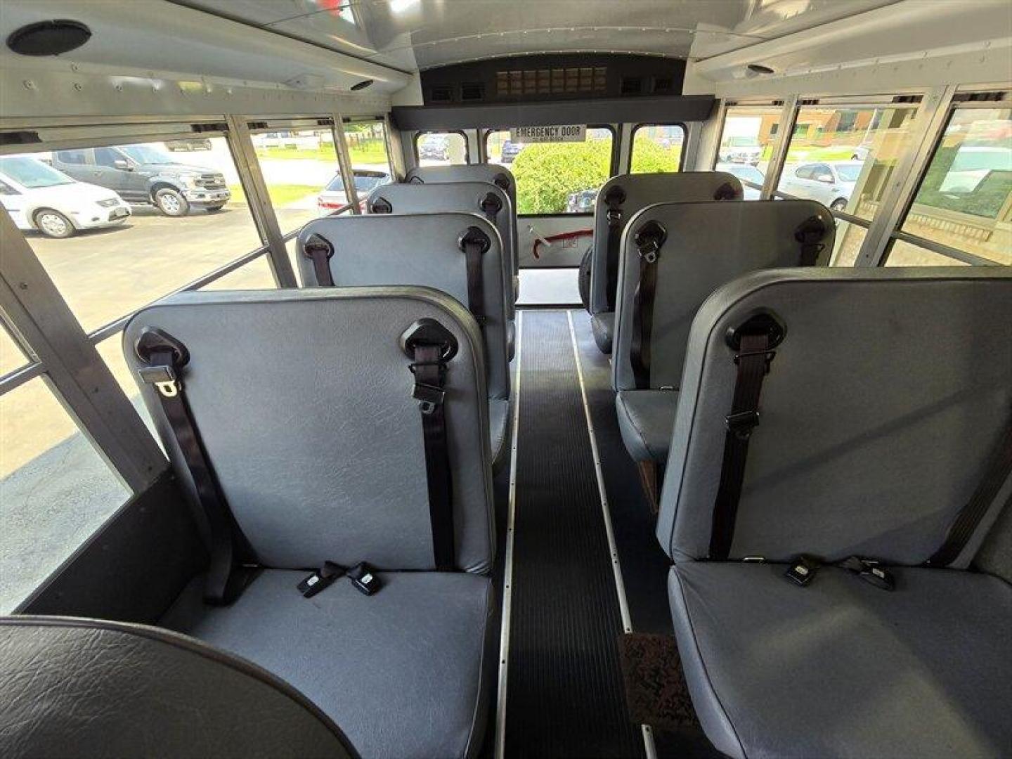 2008 White Chevrolet Express Work Van Cutaway (1GBHG31CX81) with an 4.8 engine, Automatic transmission, located at 25355 Eames Street, Channahon, IL, 60410, (815) 467-1807, 41.429108, -88.228432 - This 2008 Chevrolet Express Bus is a reliable and spacious vehicle with low mileage, averaging less than 3,000 miles per year. As a factory default, this bus comes equipped with a powerful V8 engine that provides smooth acceleration and excellent towing capabilities. The interior features comfortabl - Photo#23