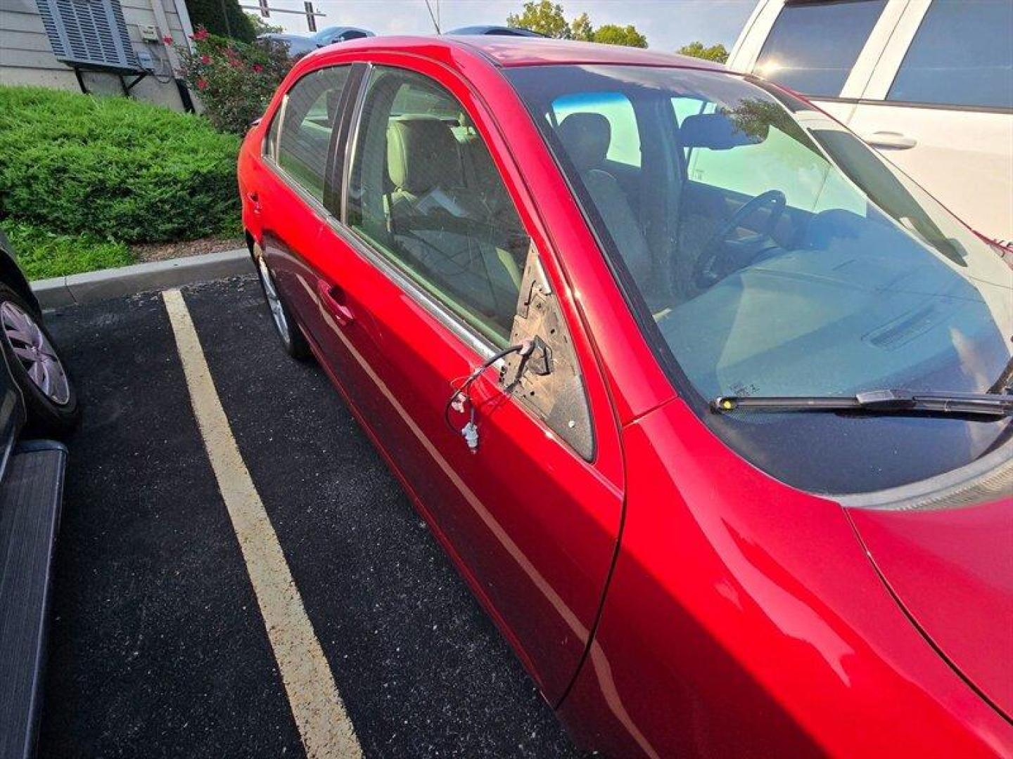 2012 Red Candy Metallic Tinted Clearcoat Ford Fusion SEL (3FAHP0JA0CR) with an 2.5 engine, Automatic transmission, located at 25355 Eames Street, Channahon, IL, 60410, (815) 467-1807, 41.429108, -88.228432 - *SELLING AS IS AS SHOWN. TOOK IN TRADE AND DID NOT INSPECT IN SERVICE, JUST SELLING AT A DISCOUNT* - Photo#4