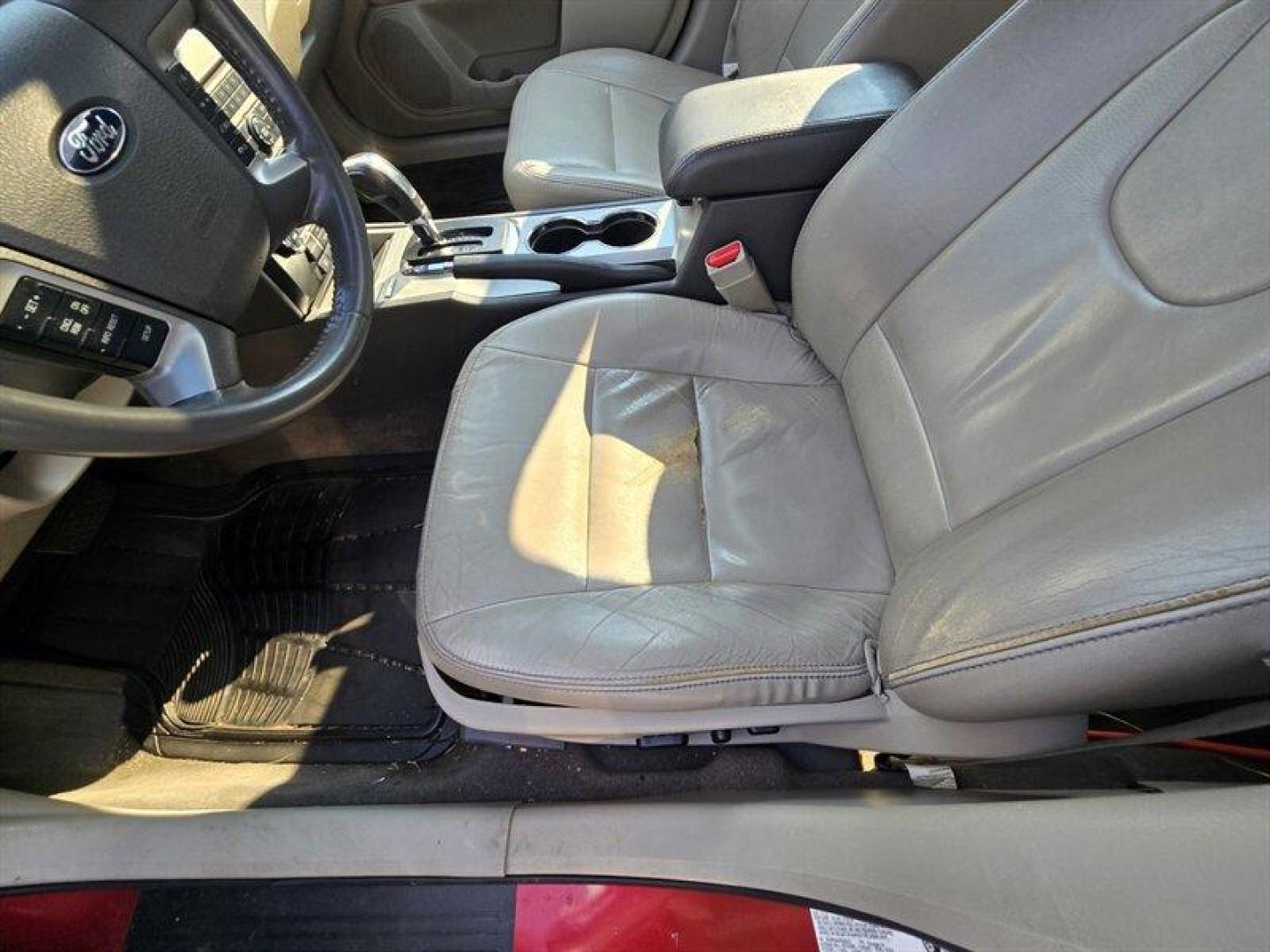 2012 Red Candy Metallic Tinted Clearcoat Ford Fusion SEL (3FAHP0JA0CR) with an 2.5 engine, Automatic transmission, located at 25355 Eames Street, Channahon, IL, 60410, (815) 467-1807, 41.429108, -88.228432 - *SELLING AS IS AS SHOWN. TOOK IN TRADE AND DID NOT INSPECT IN SERVICE, JUST SELLING AT A DISCOUNT* - Photo#8